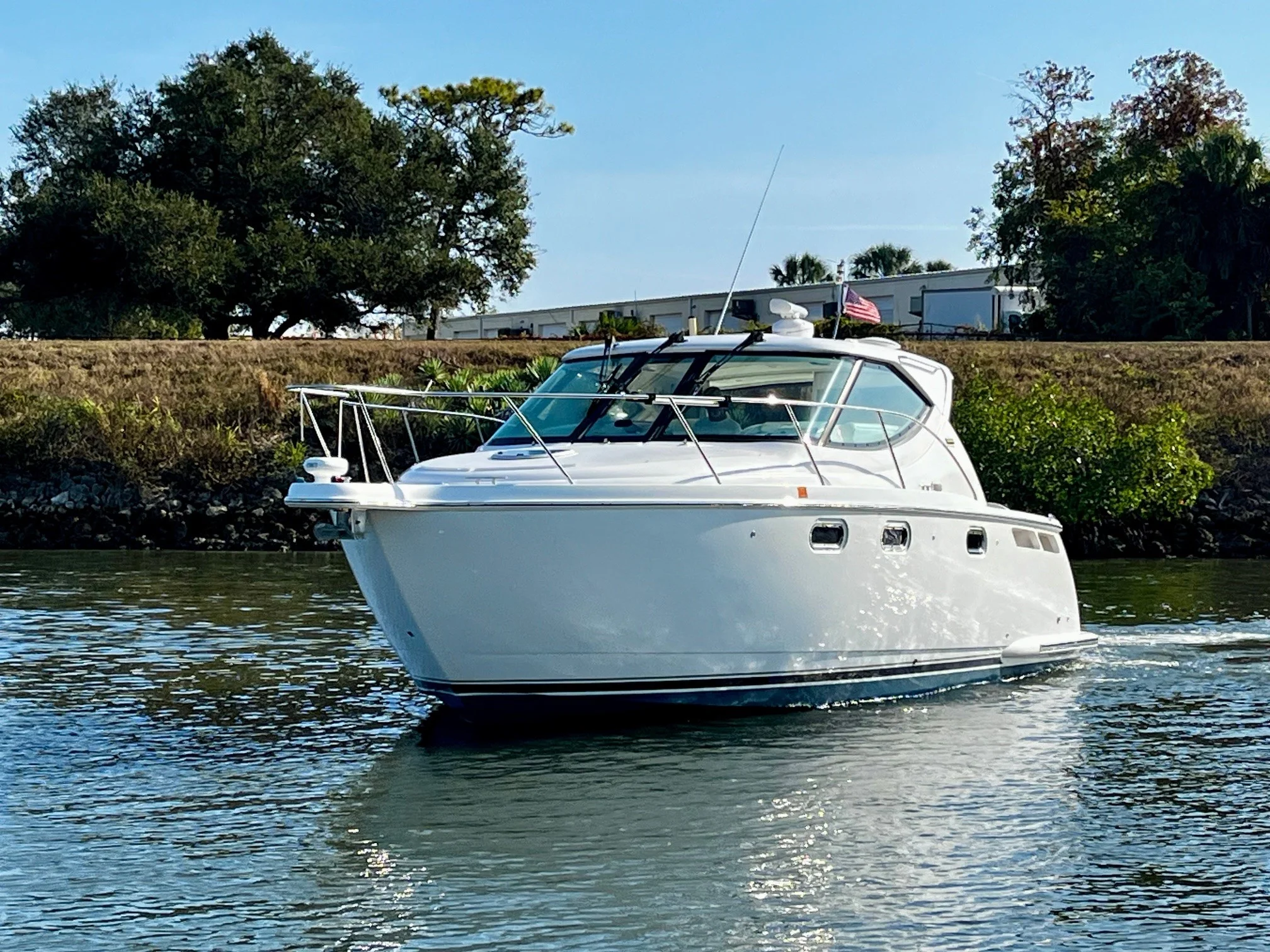 2011 Tiara Yachts SOVRAN Image Thumbnail #2