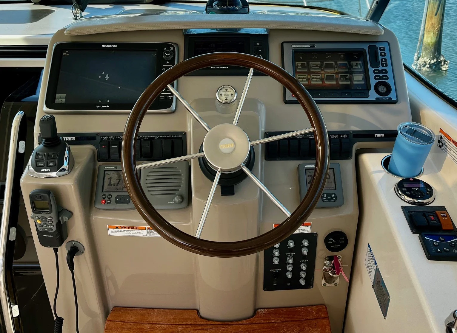 2011 Tiara Yachts SOVRAN Image Thumbnail #14