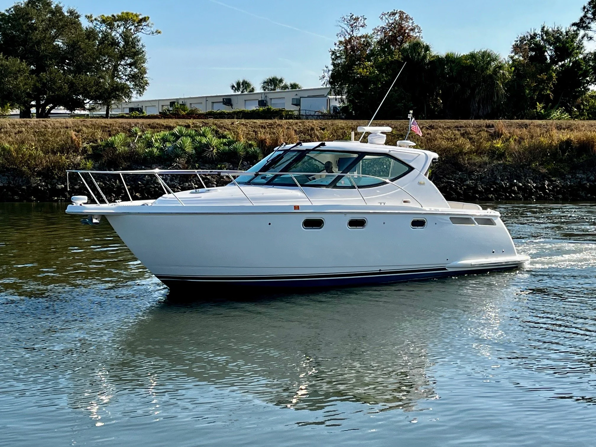 2011 Tiara Yachts SOVRAN Image Thumbnail #6