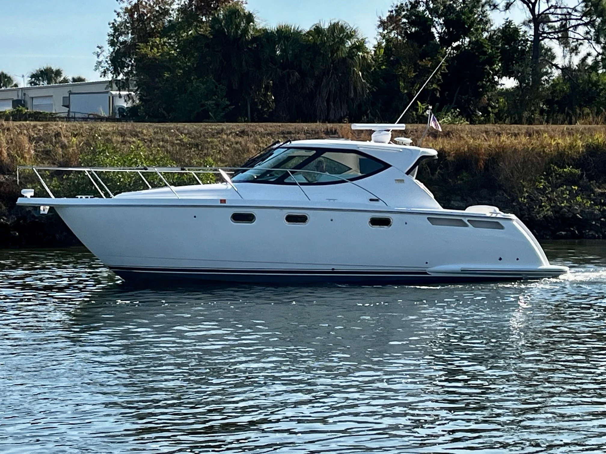 2011 Tiara Yachts SOVRAN Image Thumbnail #5