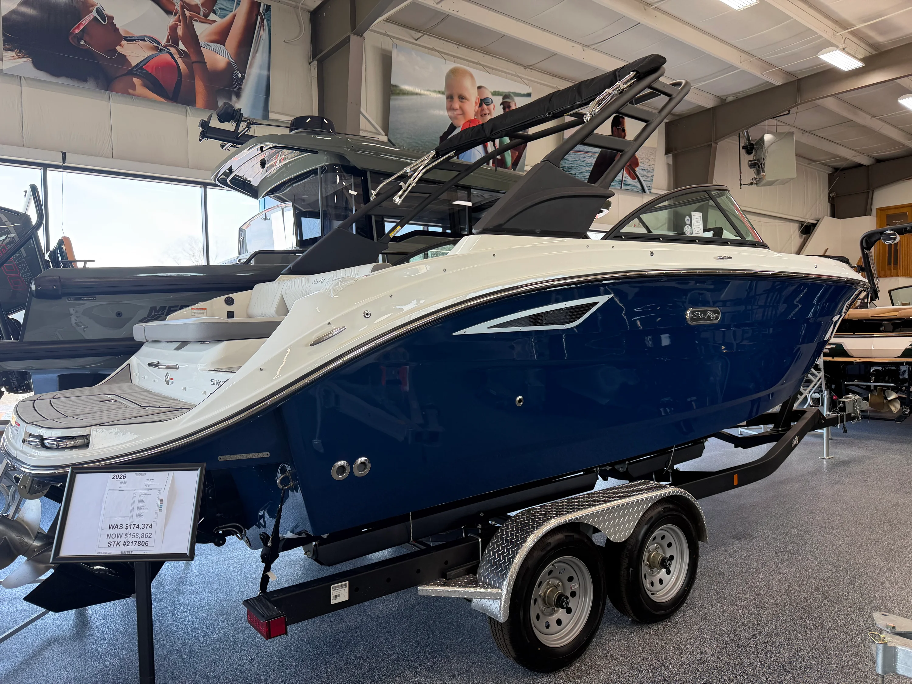 2026 Sea Ray SDX 230 Image Thumbnail #18