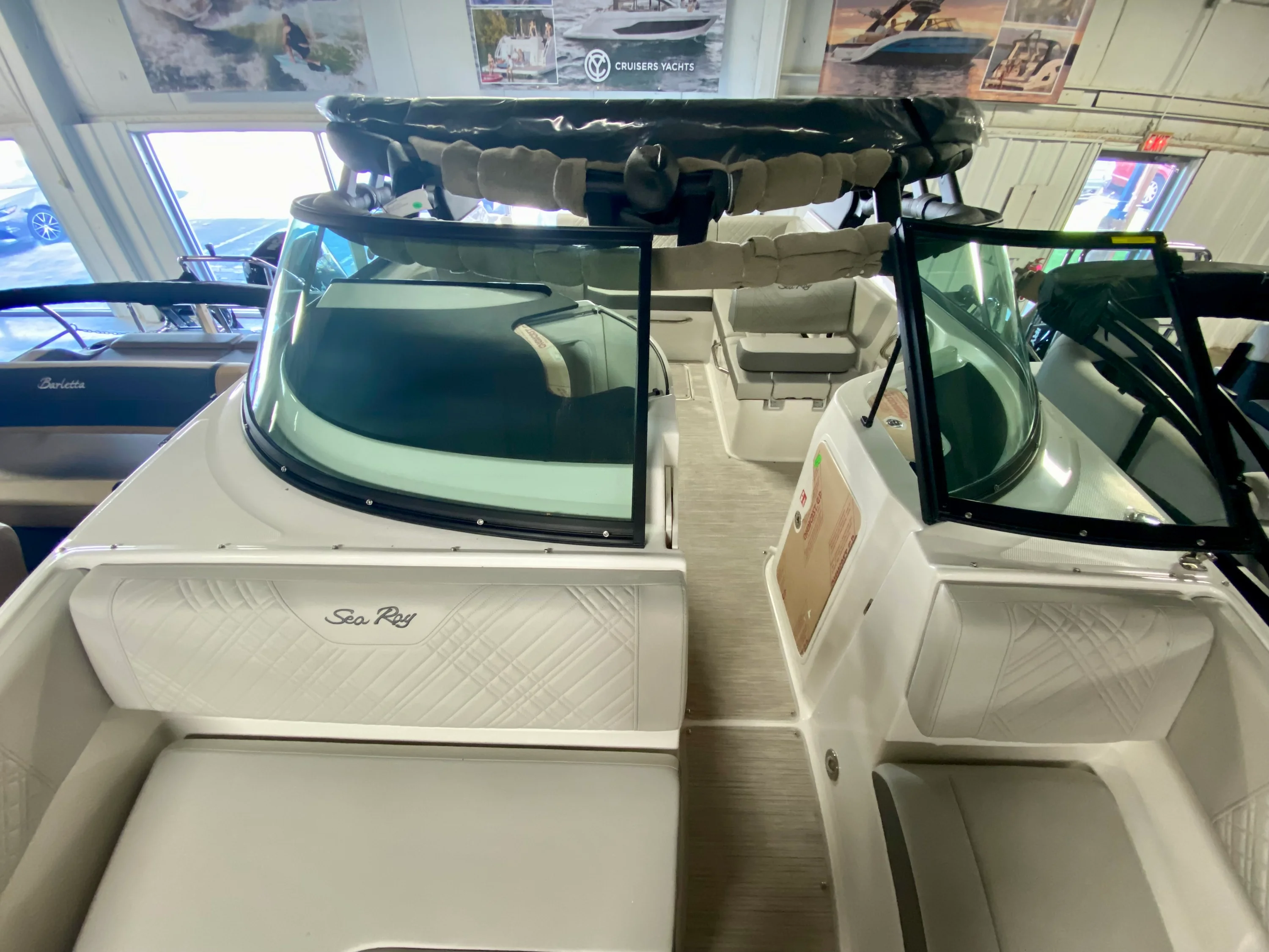 2026 Sea Ray SDX 230 Image Thumbnail #22