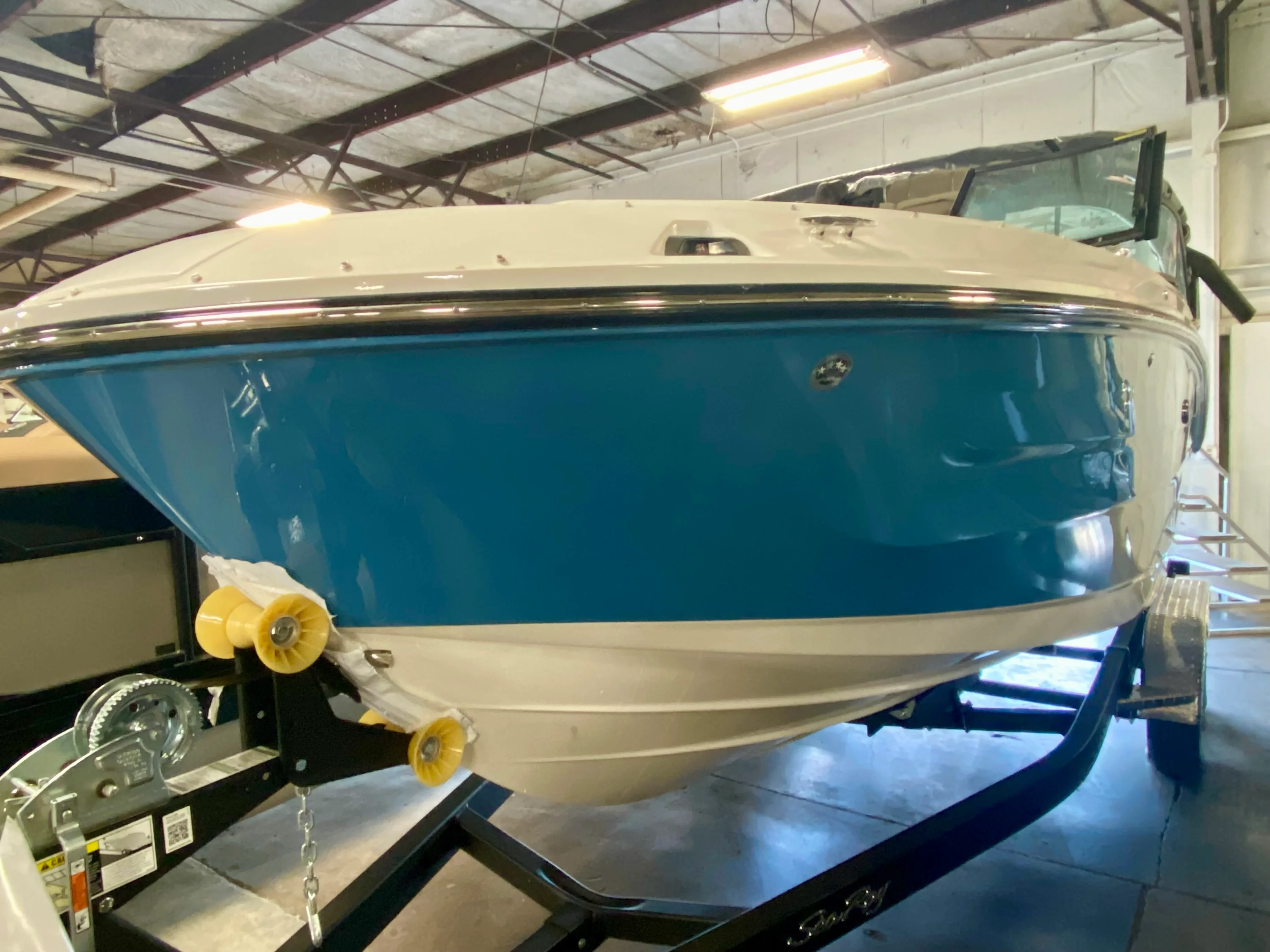 2026 Sea Ray SDX 230 Image Thumbnail #1