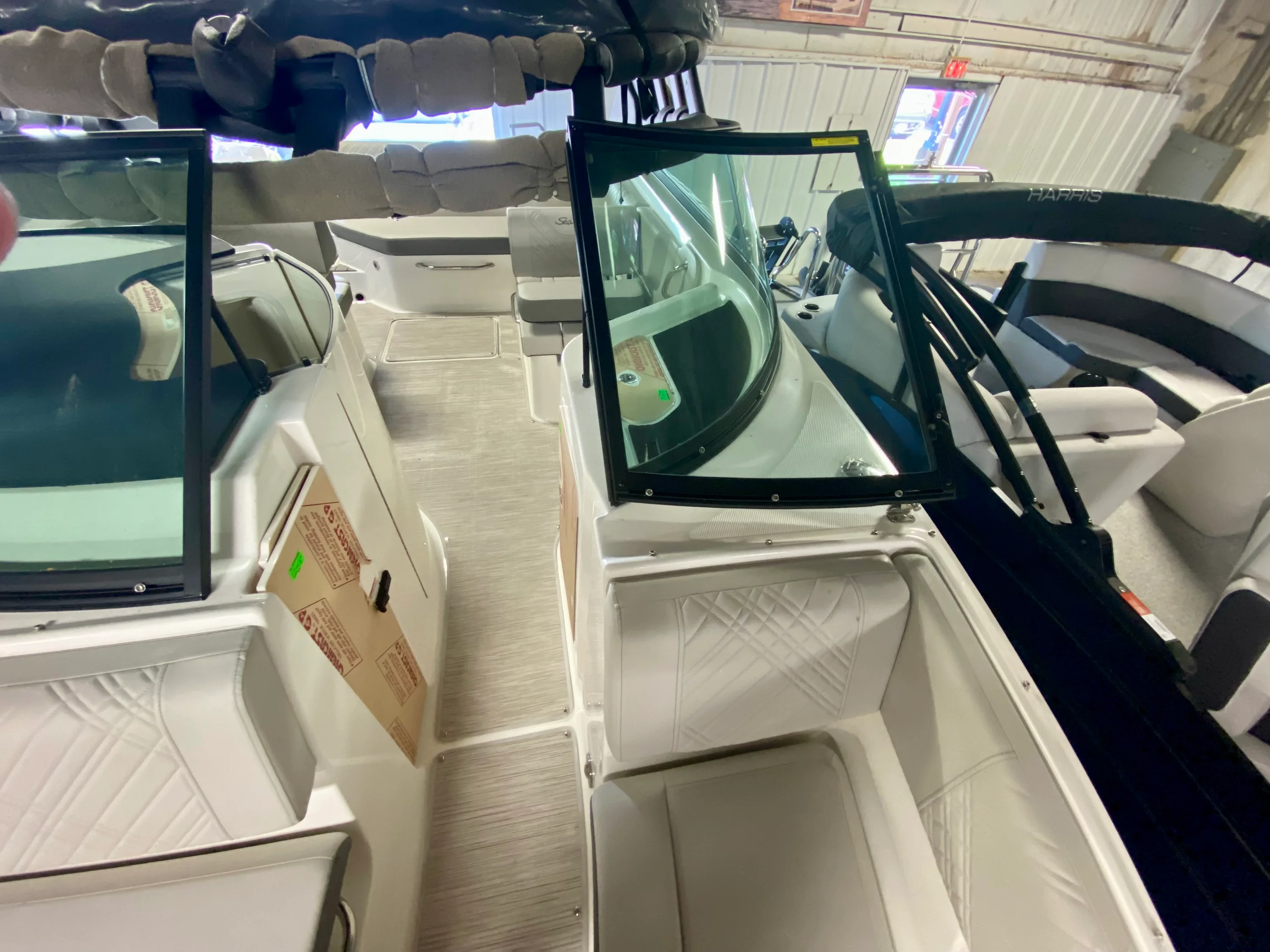 2026 Sea Ray SDX 230 Image Thumbnail #24
