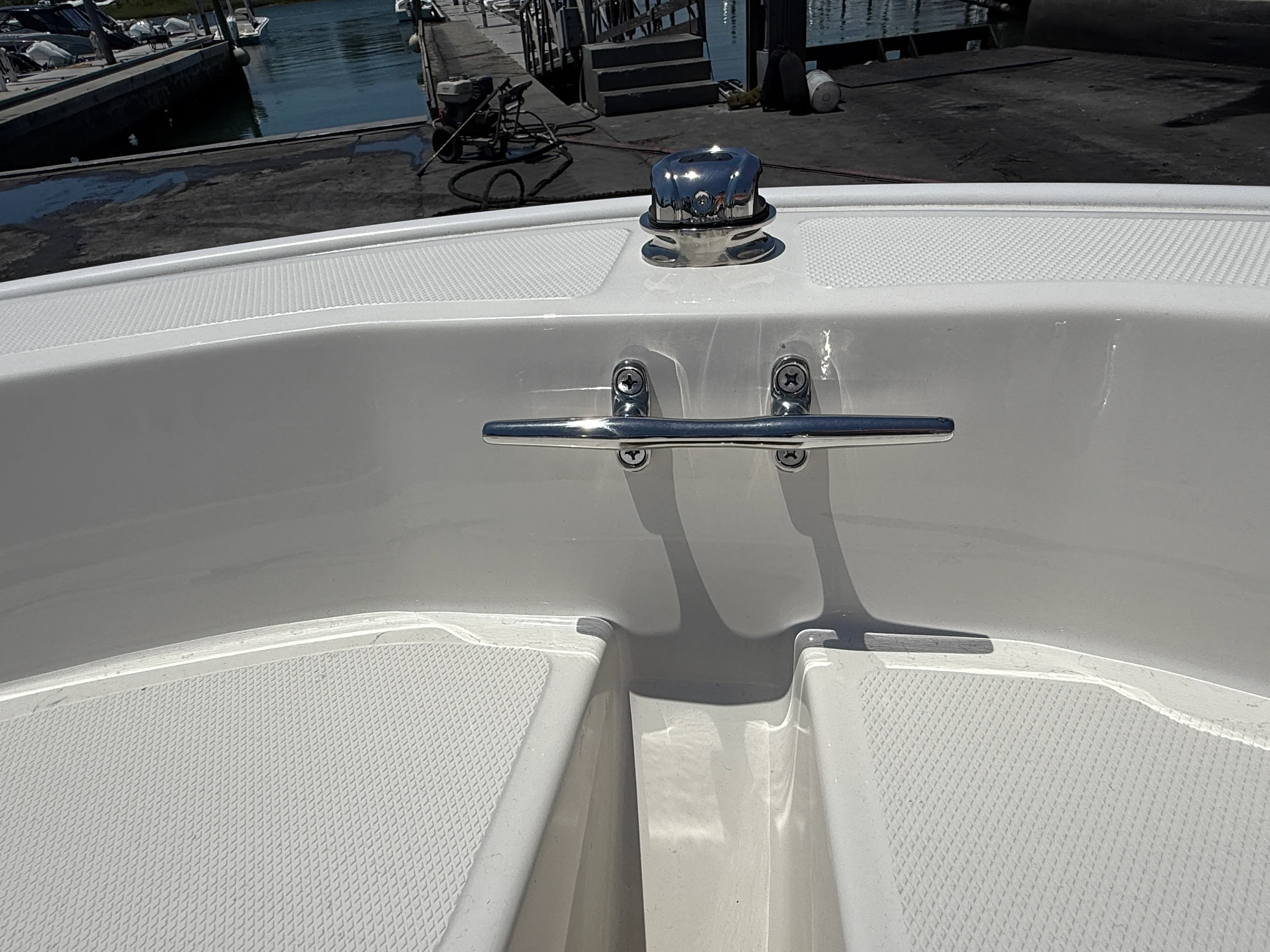 2026 Boston Whaler 130 Super Sport Image Thumbnail #10