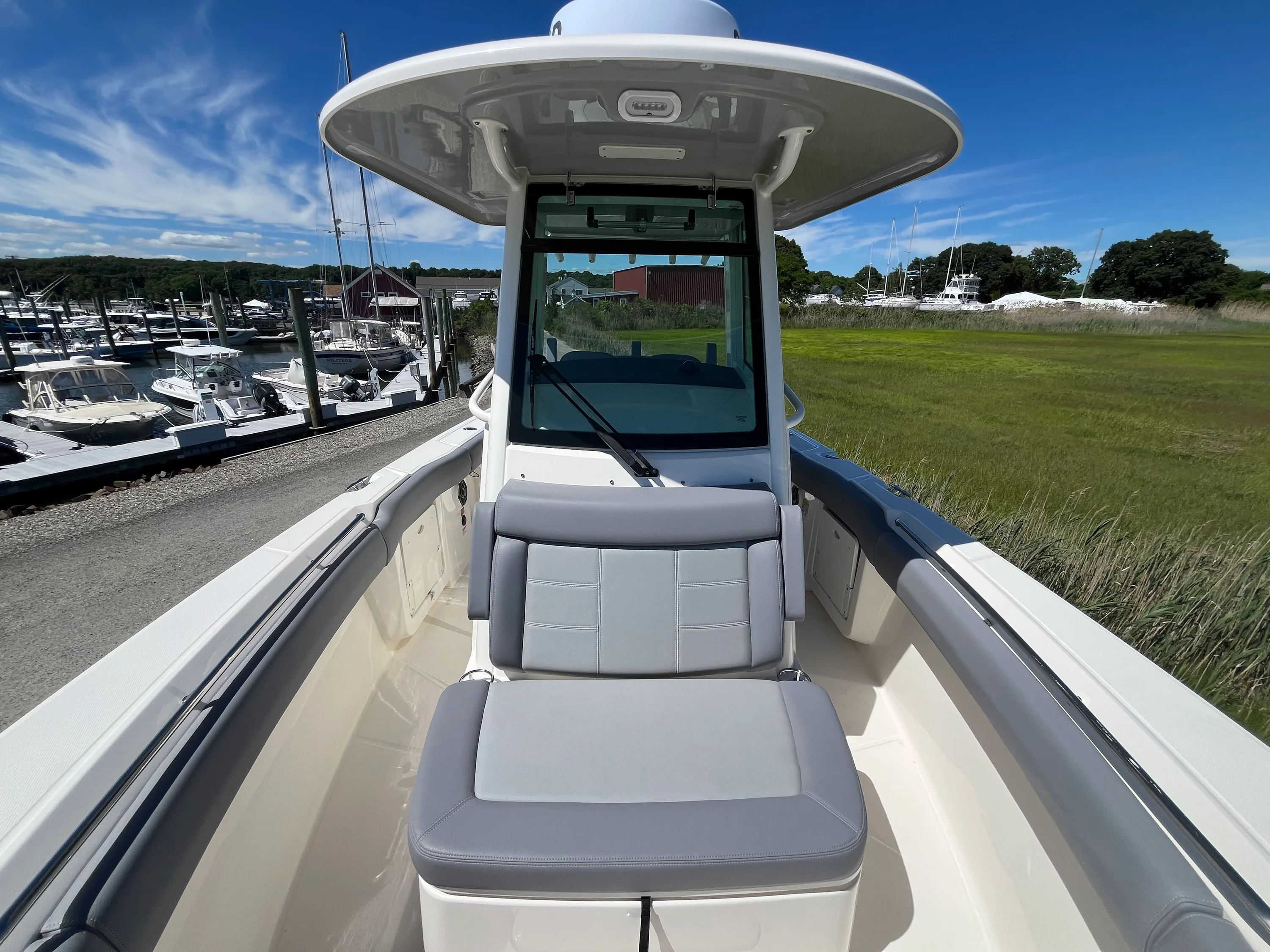 2026 Boston Whaler 250 Outrage Image Thumbnail #17