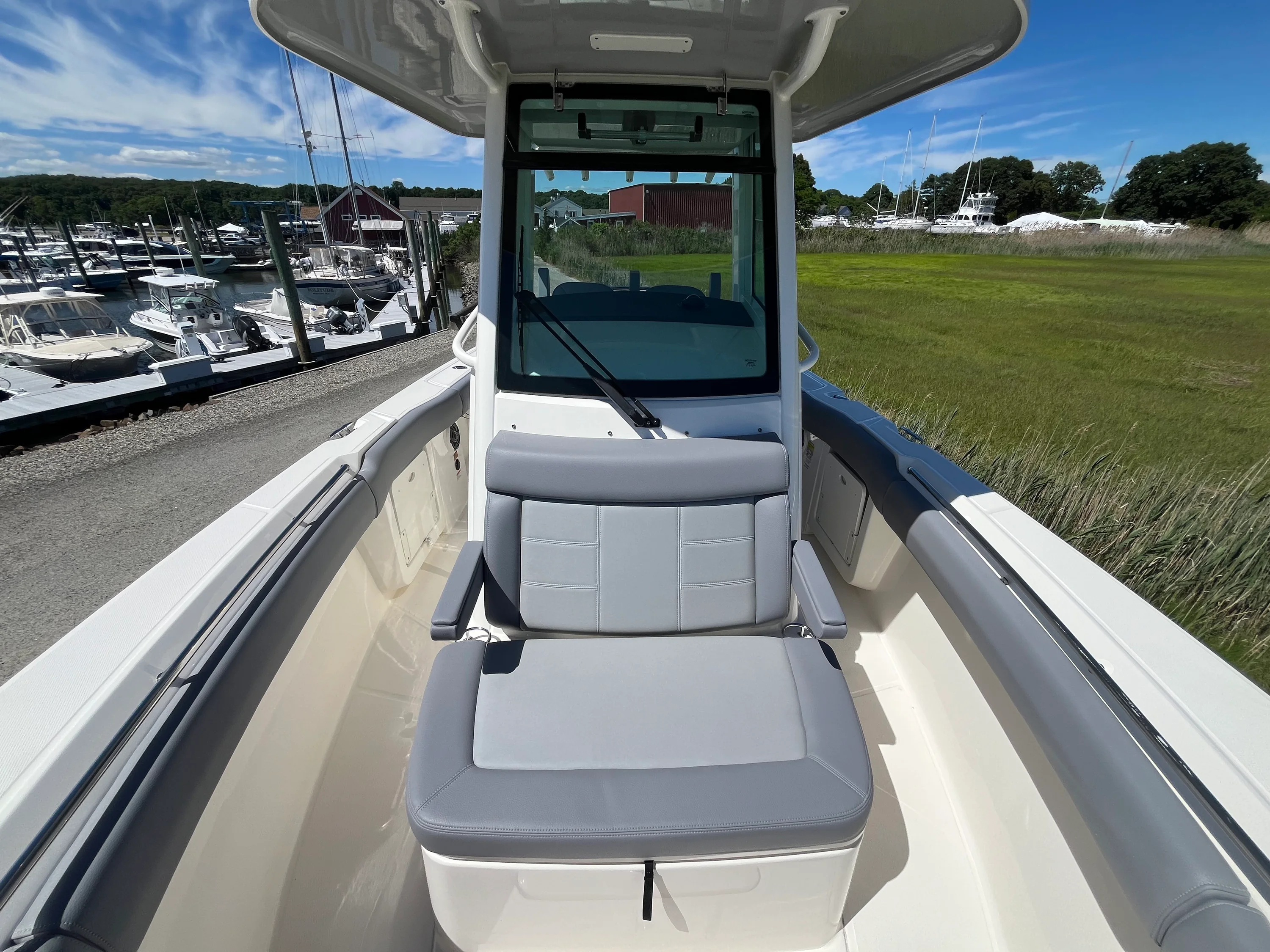 2026 Boston Whaler 250 Outrage Image Thumbnail #19