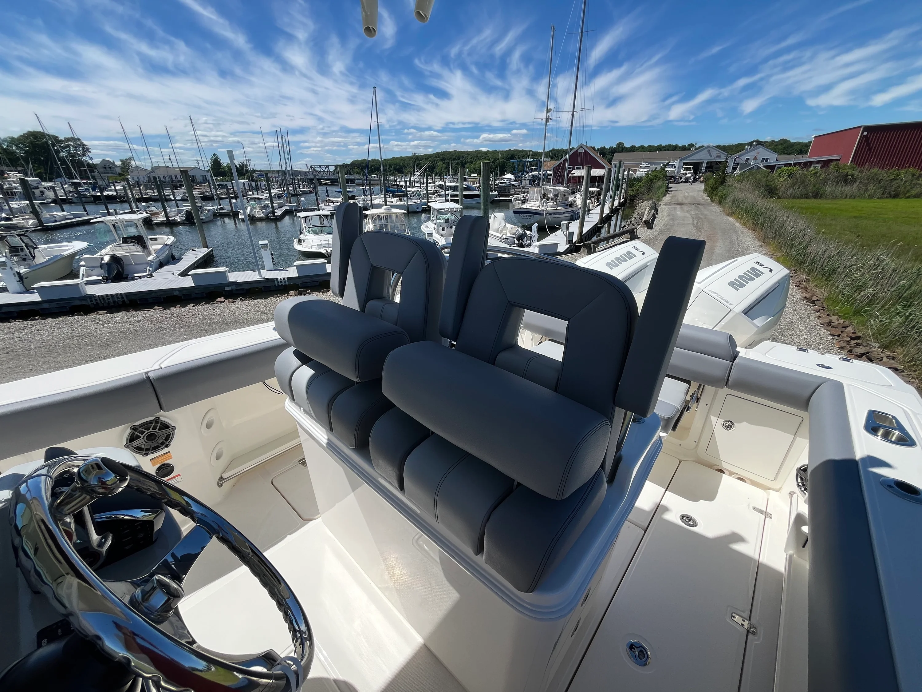 2026 Boston Whaler 250 Outrage Image Thumbnail #7