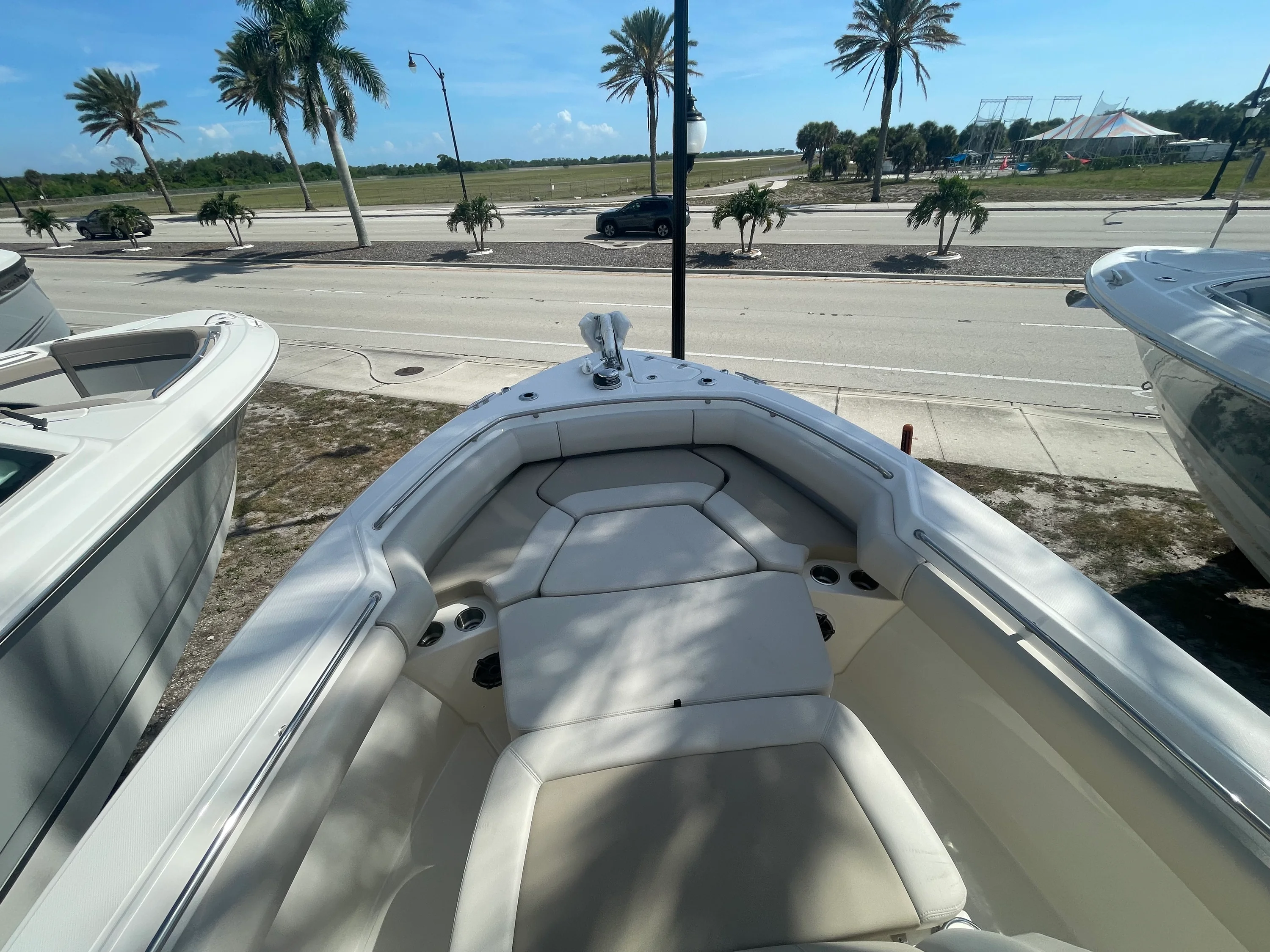 2026 Boston Whaler 250 Outrage Image Thumbnail #8