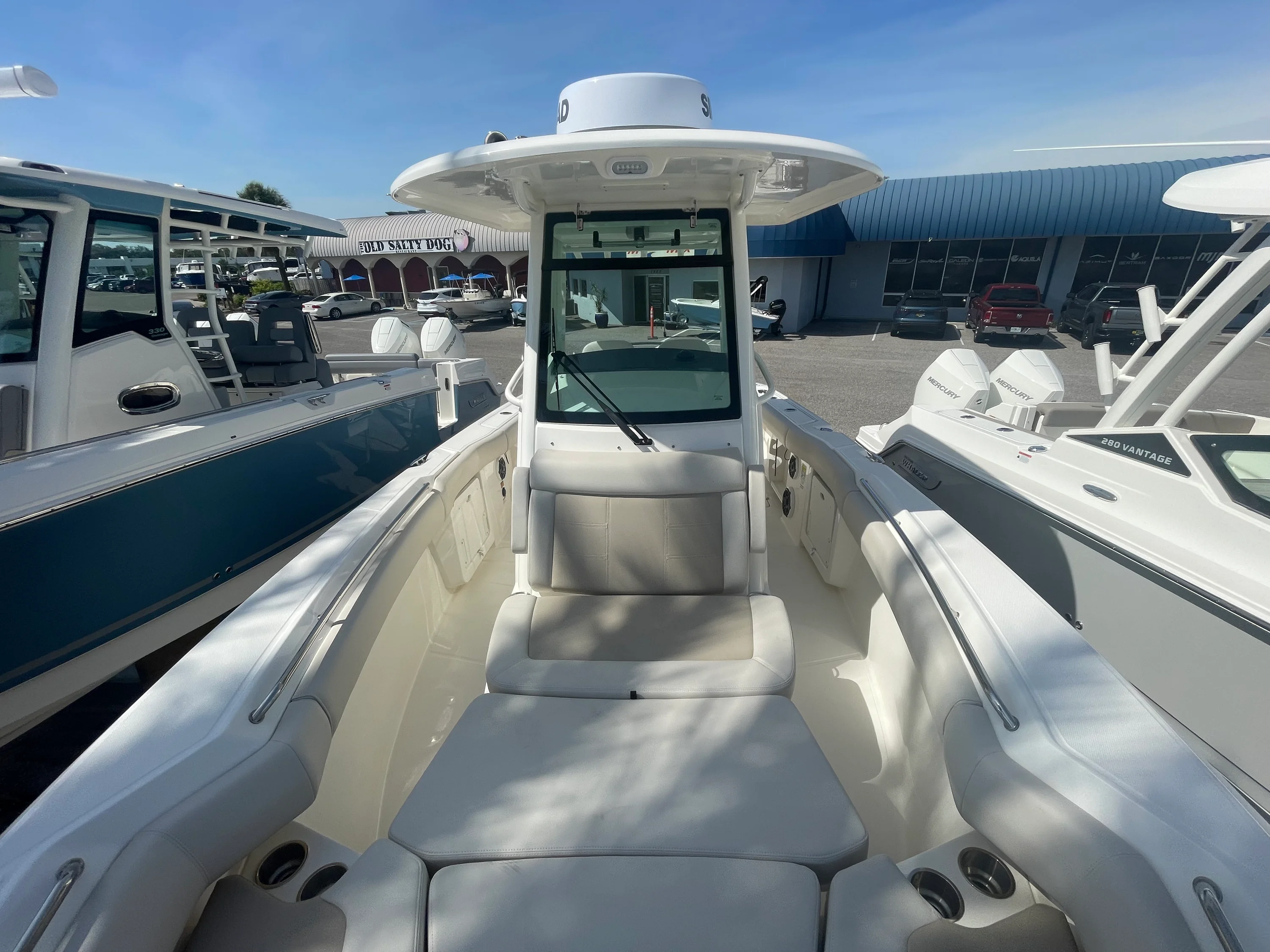 2026 Boston Whaler 250 Outrage Image Thumbnail #6