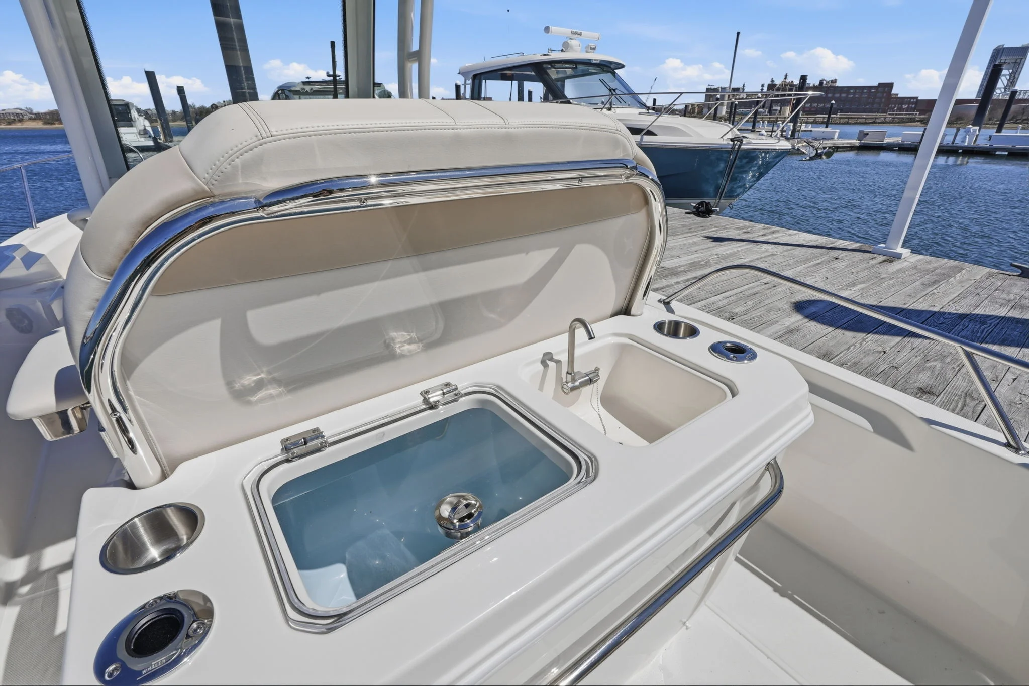 2026 Boston Whaler 280 Dauntless Image Thumbnail #10