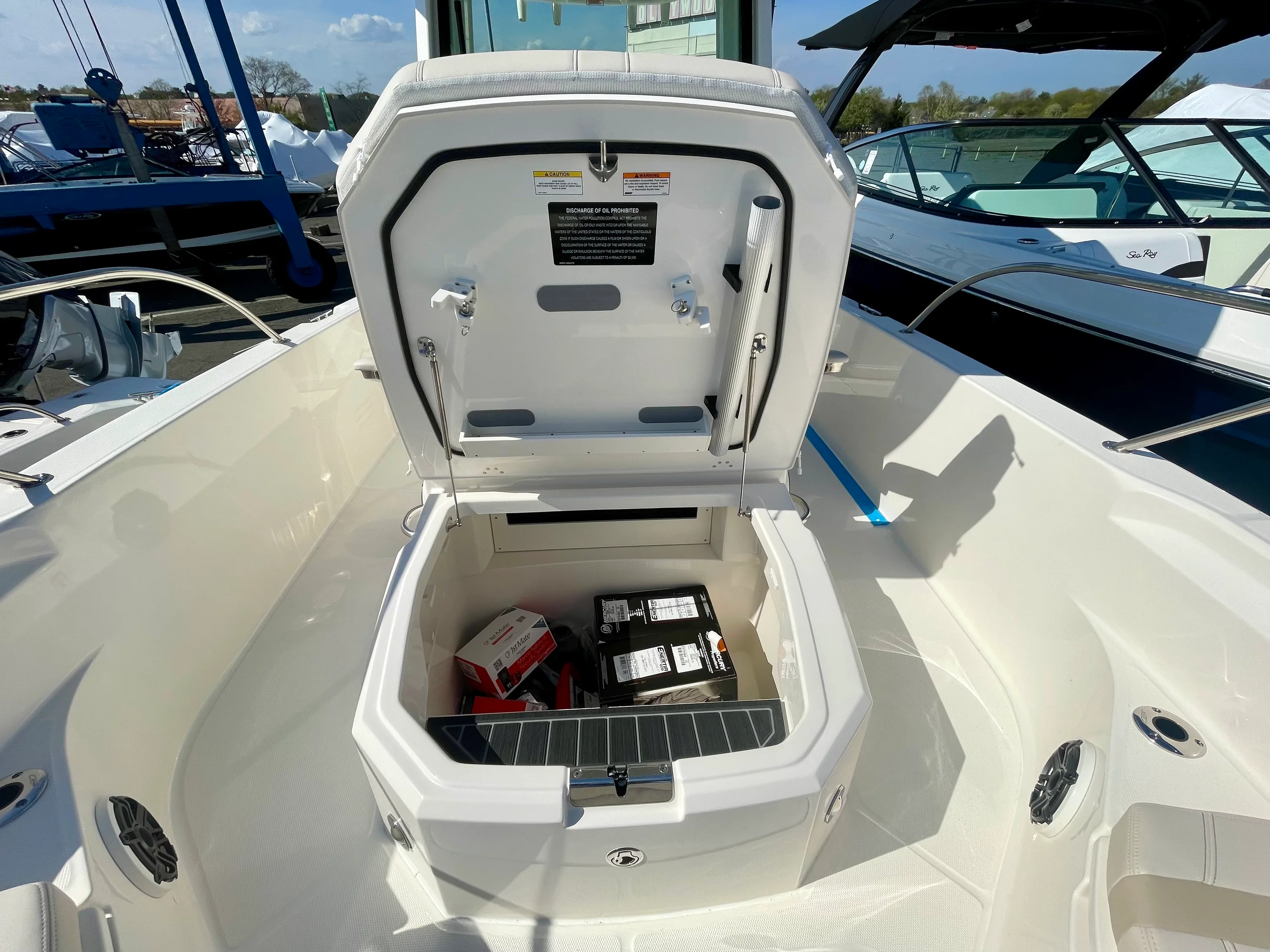2026 Boston Whaler 280 Dauntless Image Thumbnail #16