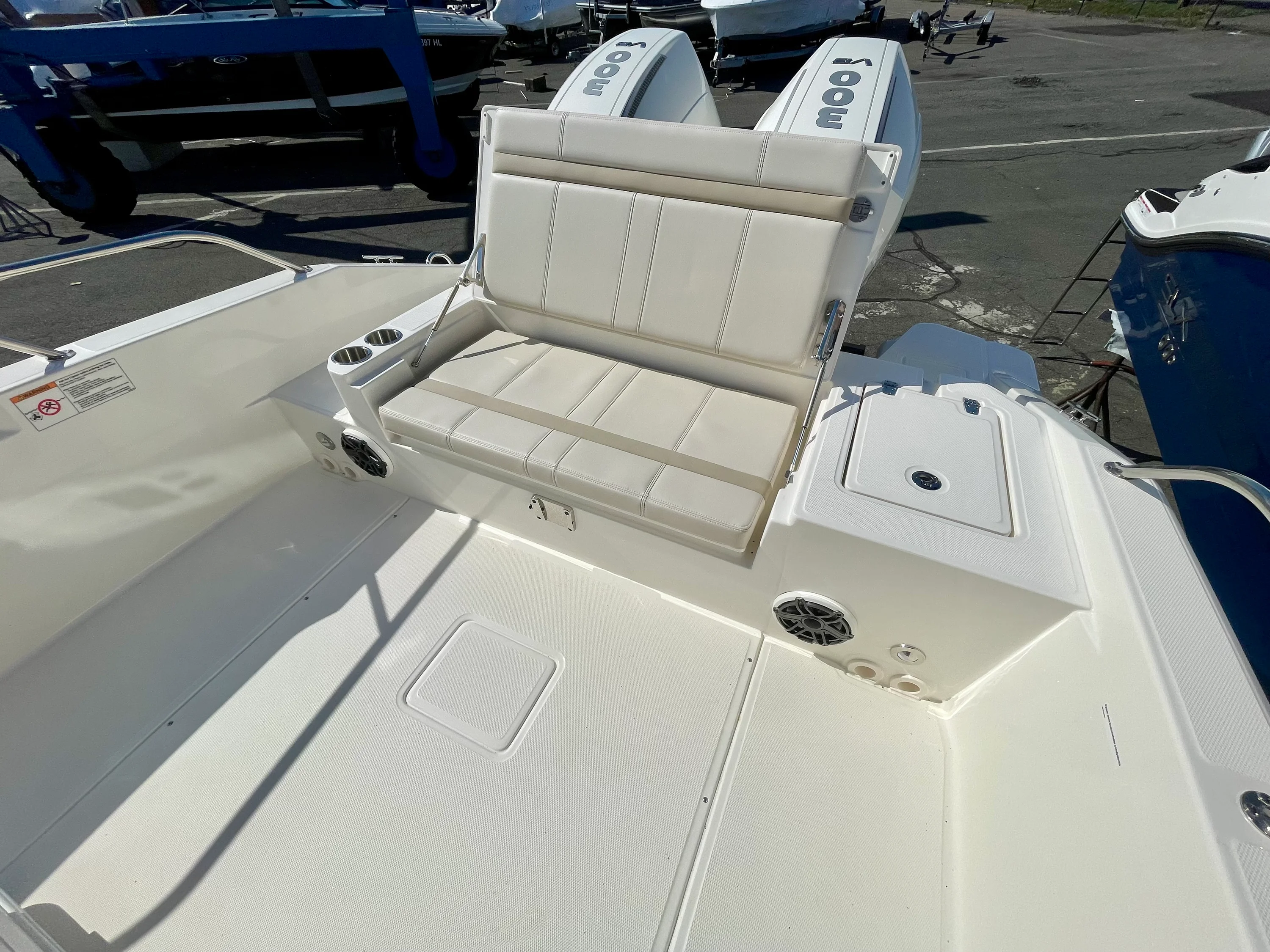 2026 Boston Whaler 280 Dauntless Image Thumbnail #6