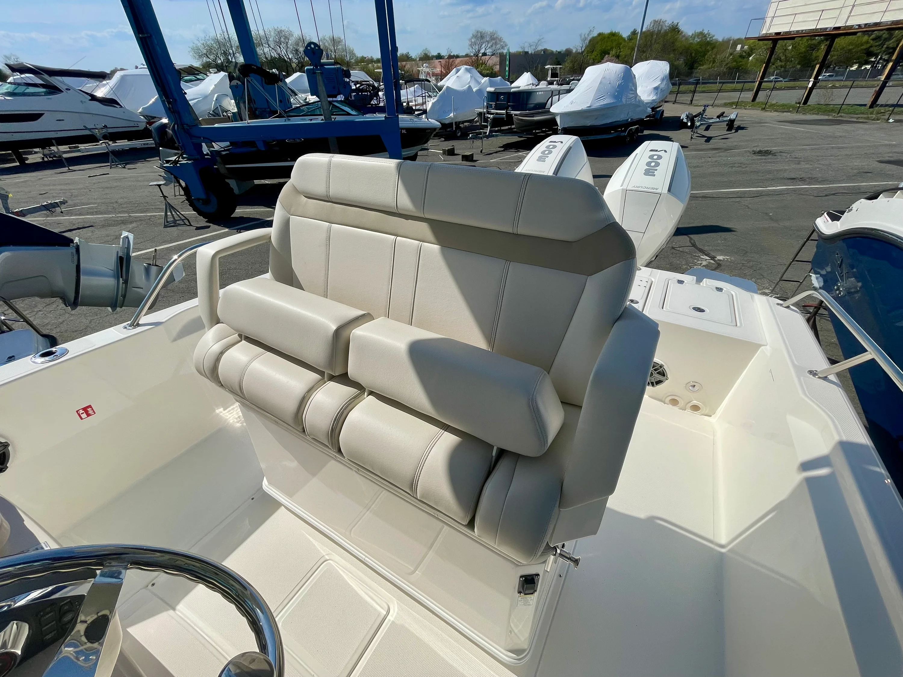 2026 Boston Whaler 280 Dauntless Image Thumbnail #10