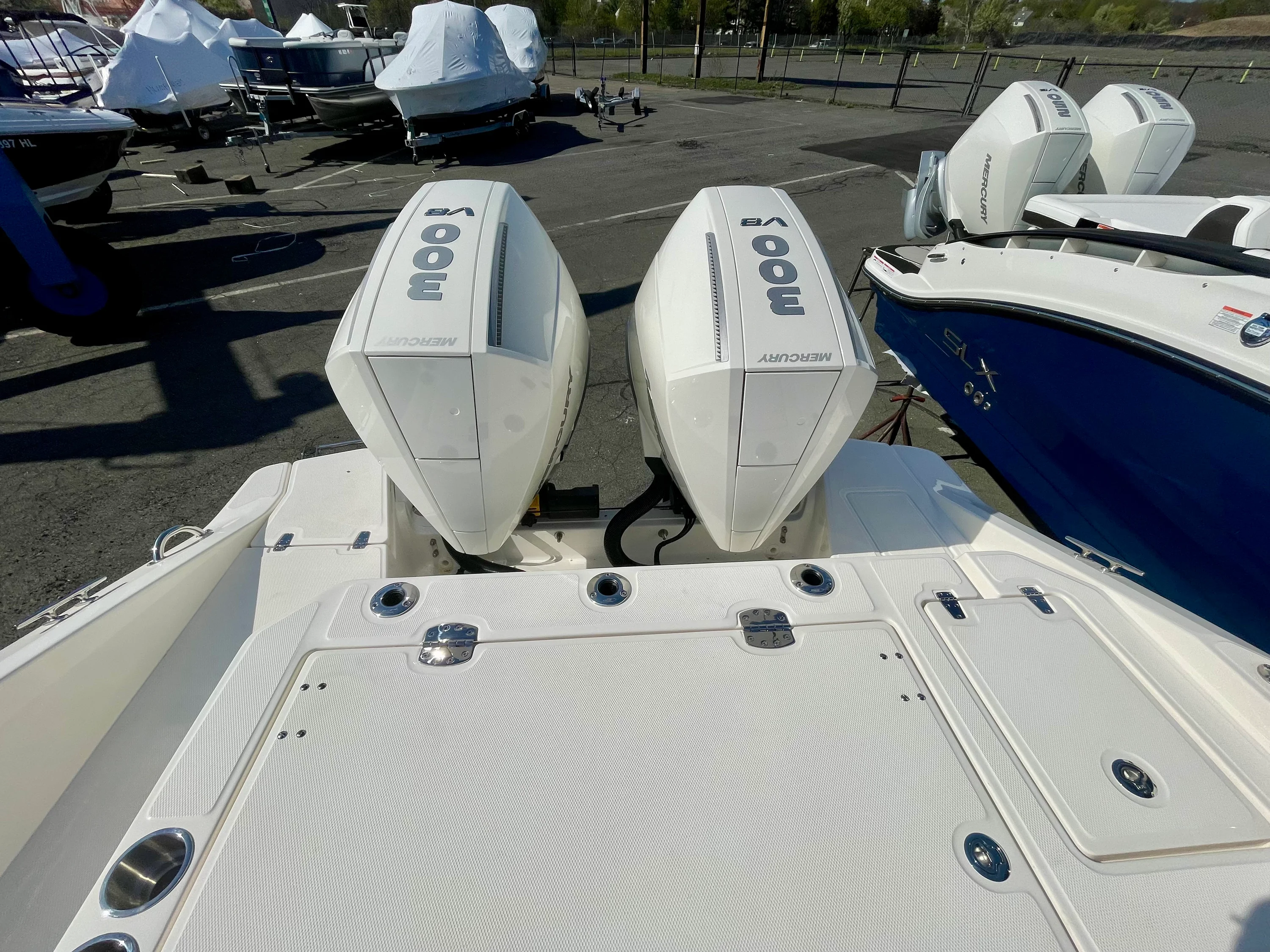 2026 Boston Whaler 280 Dauntless Image Thumbnail #4