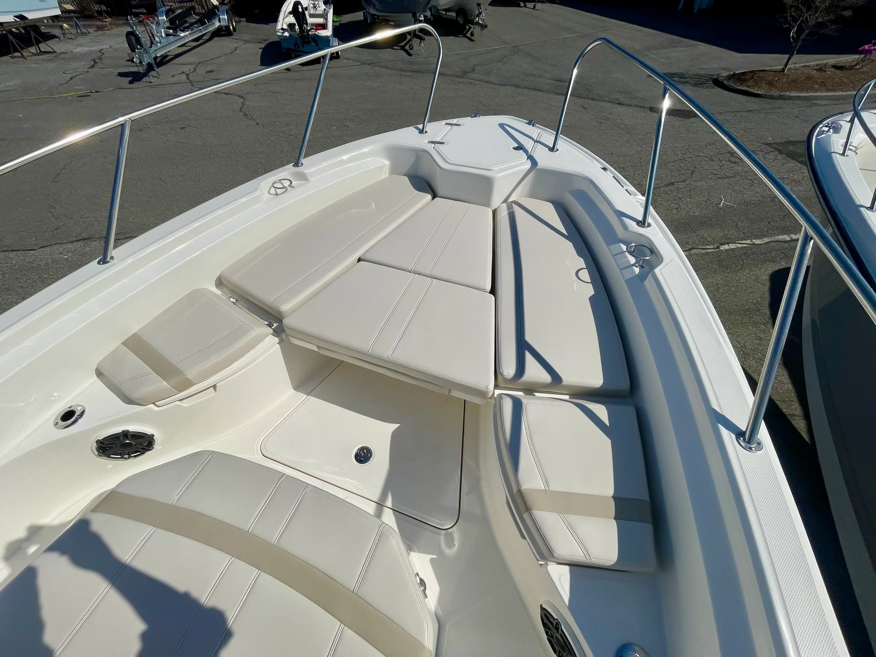 2026 Boston Whaler 280 Dauntless Image Thumbnail #17