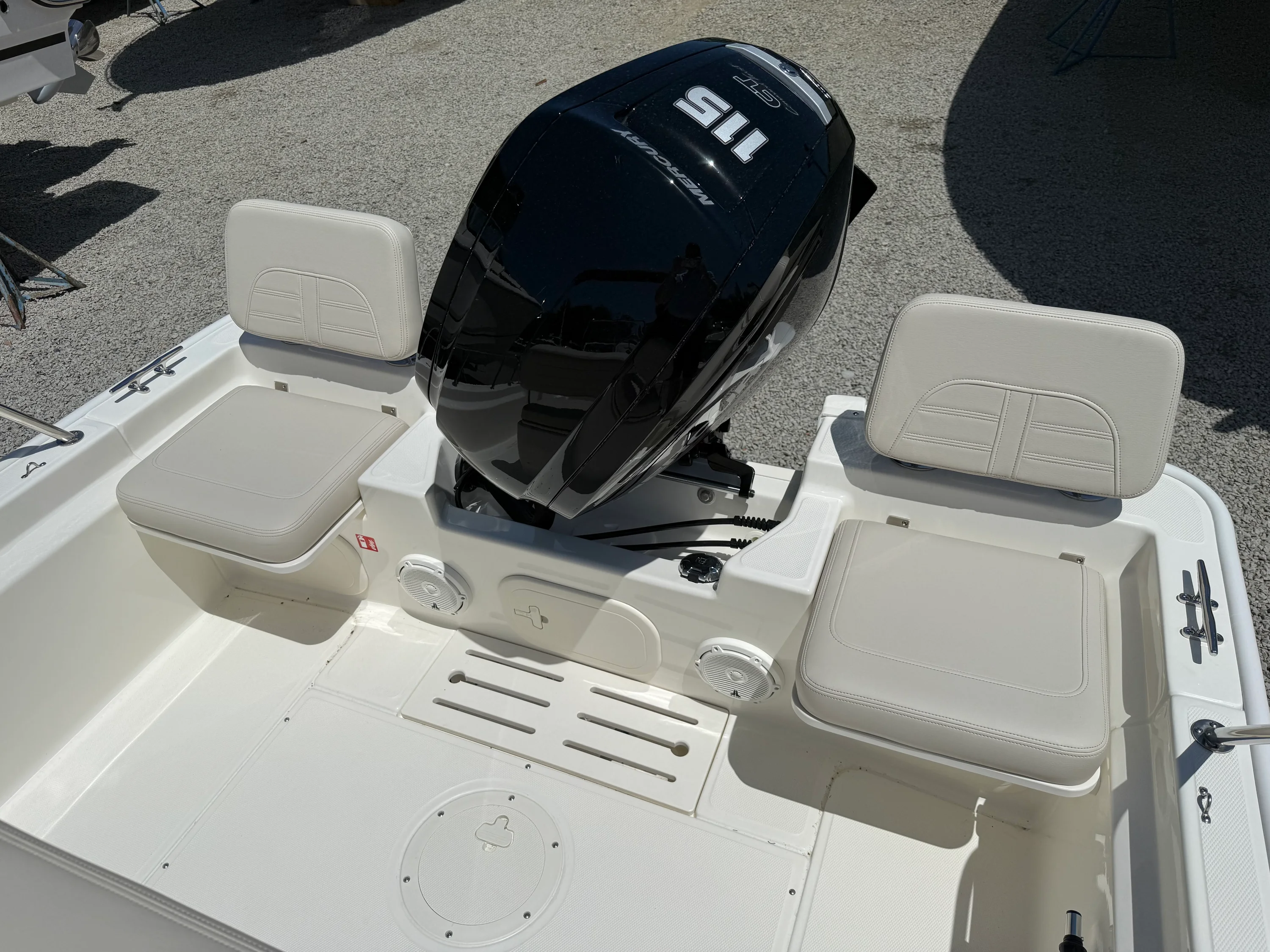 2026 Boston Whaler 170 Montauk Image Thumbnail #4
