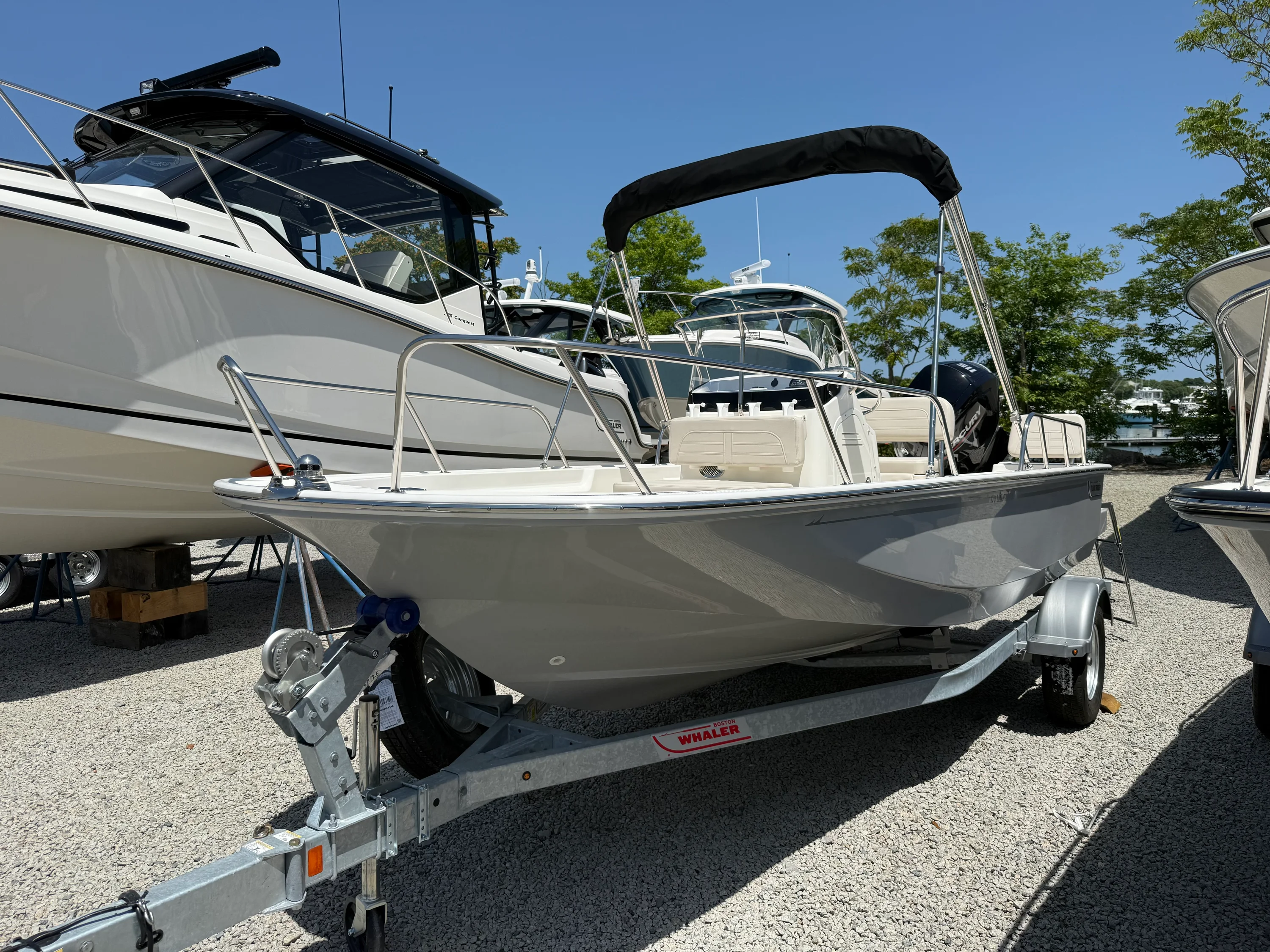 2026 Boston Whaler 170 Montauk Image Thumbnail #1