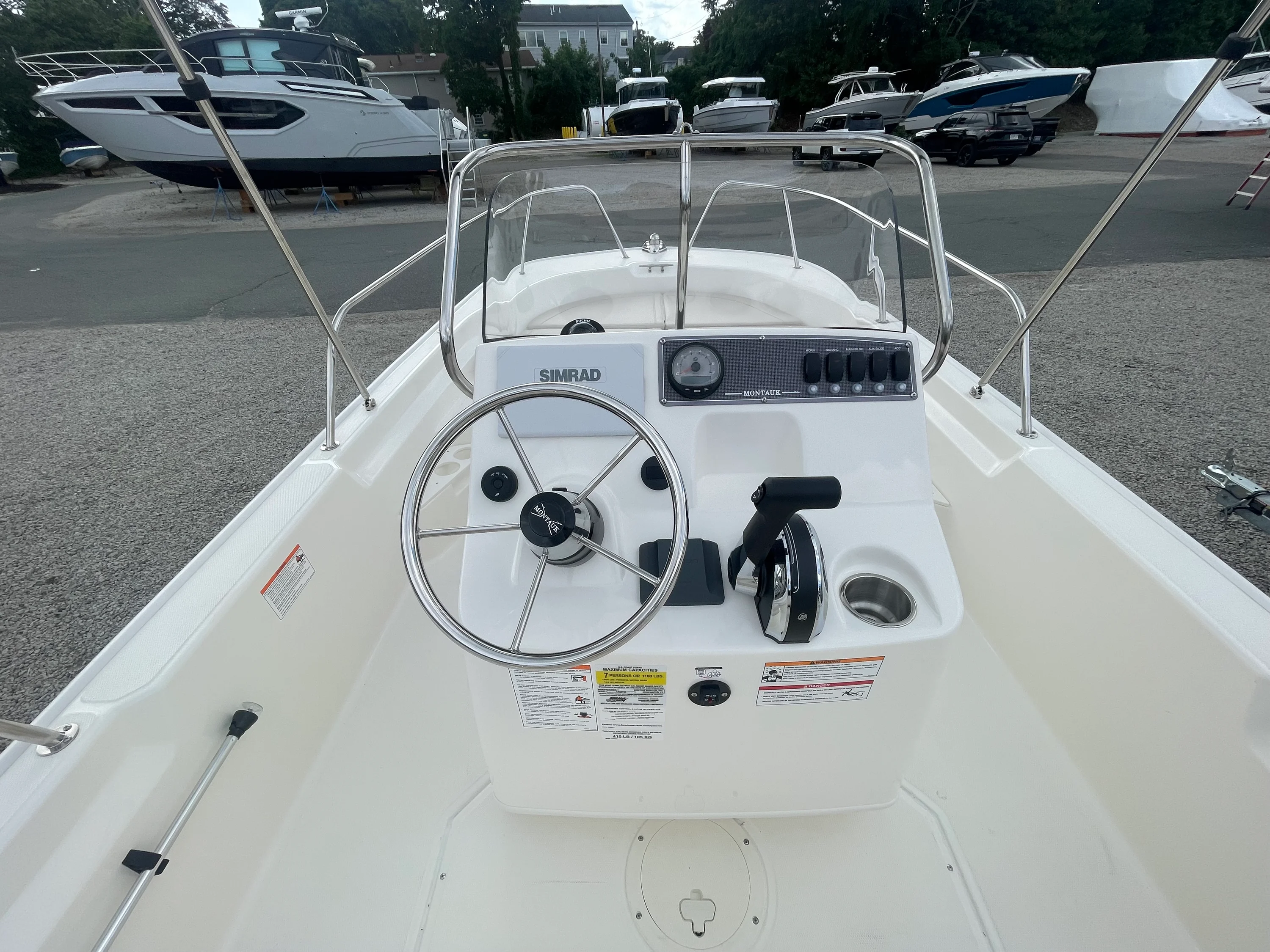 2026 Boston Whaler 170 Montauk Image Thumbnail #6