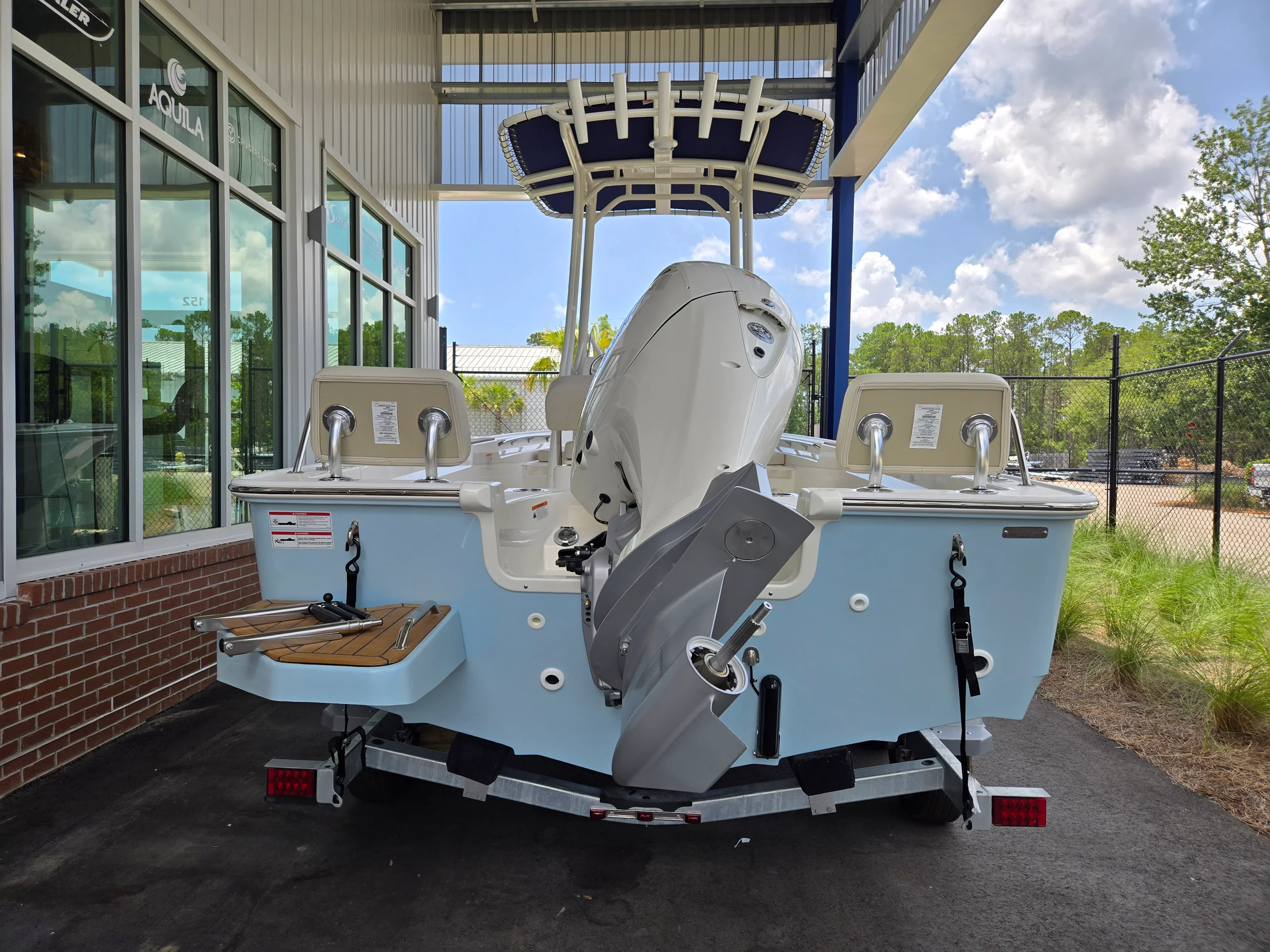 2026 Boston Whaler 190 Montauk Image Thumbnail #1
