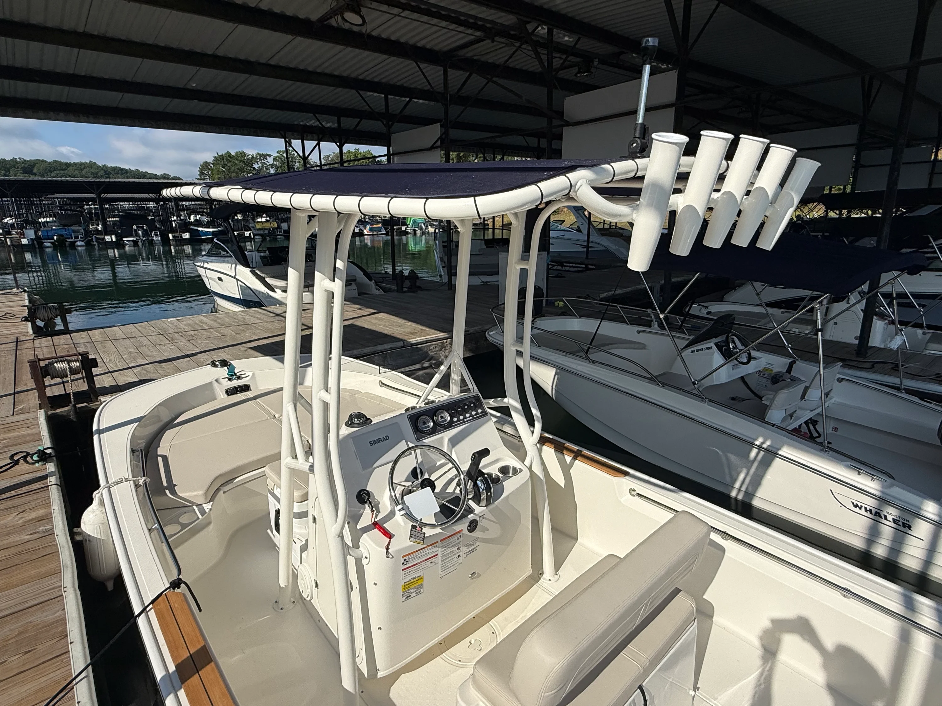 2026 Boston Whaler 190 Montauk Image Thumbnail #5