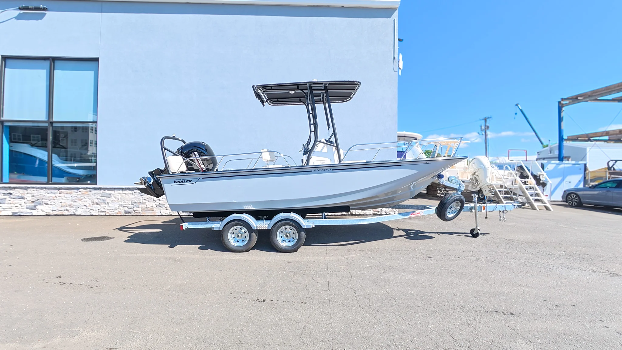 2026 Boston Whaler 190 Montauk Image Thumbnail #2