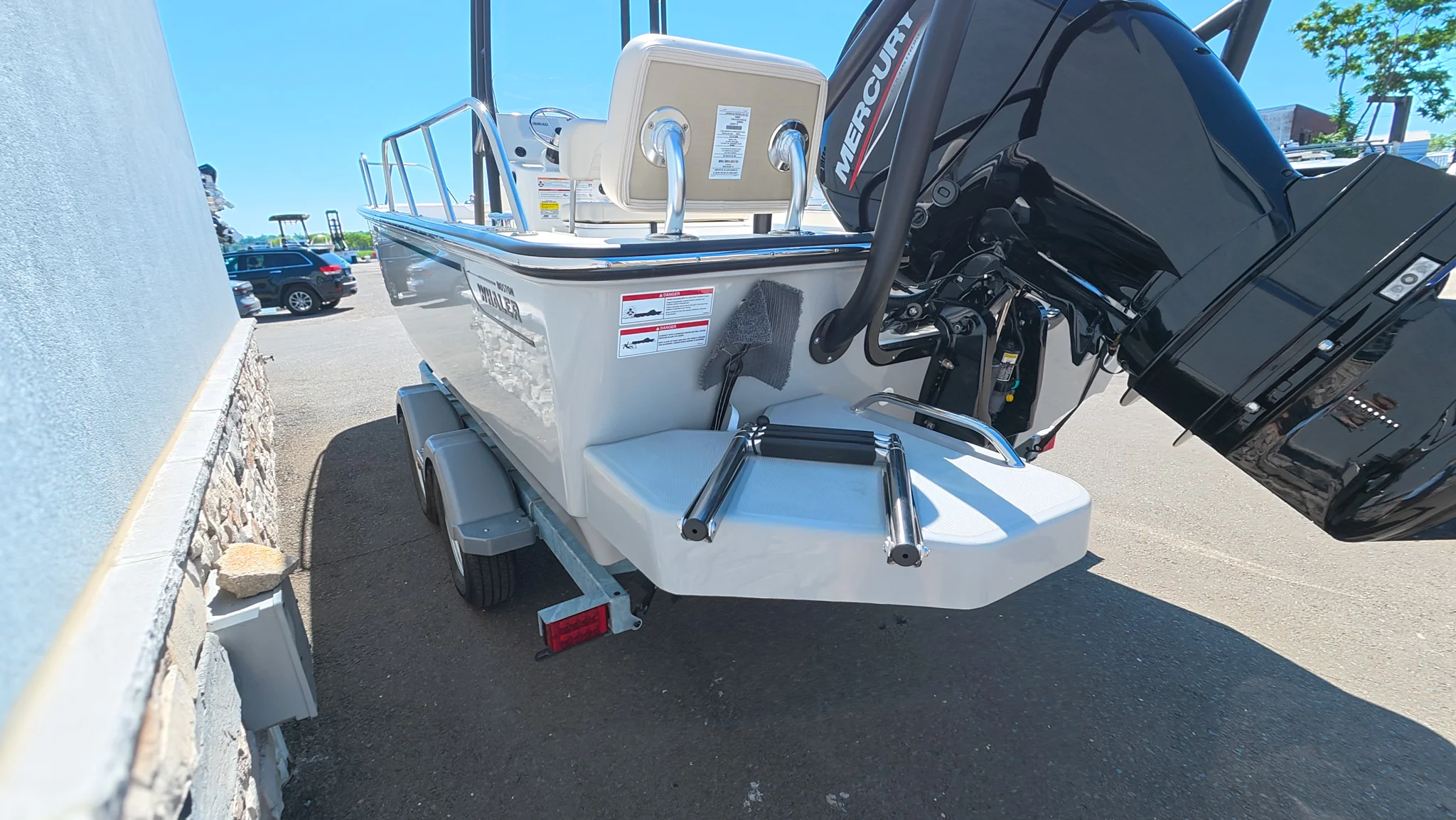 2026 Boston Whaler 190 Montauk Image Thumbnail #12