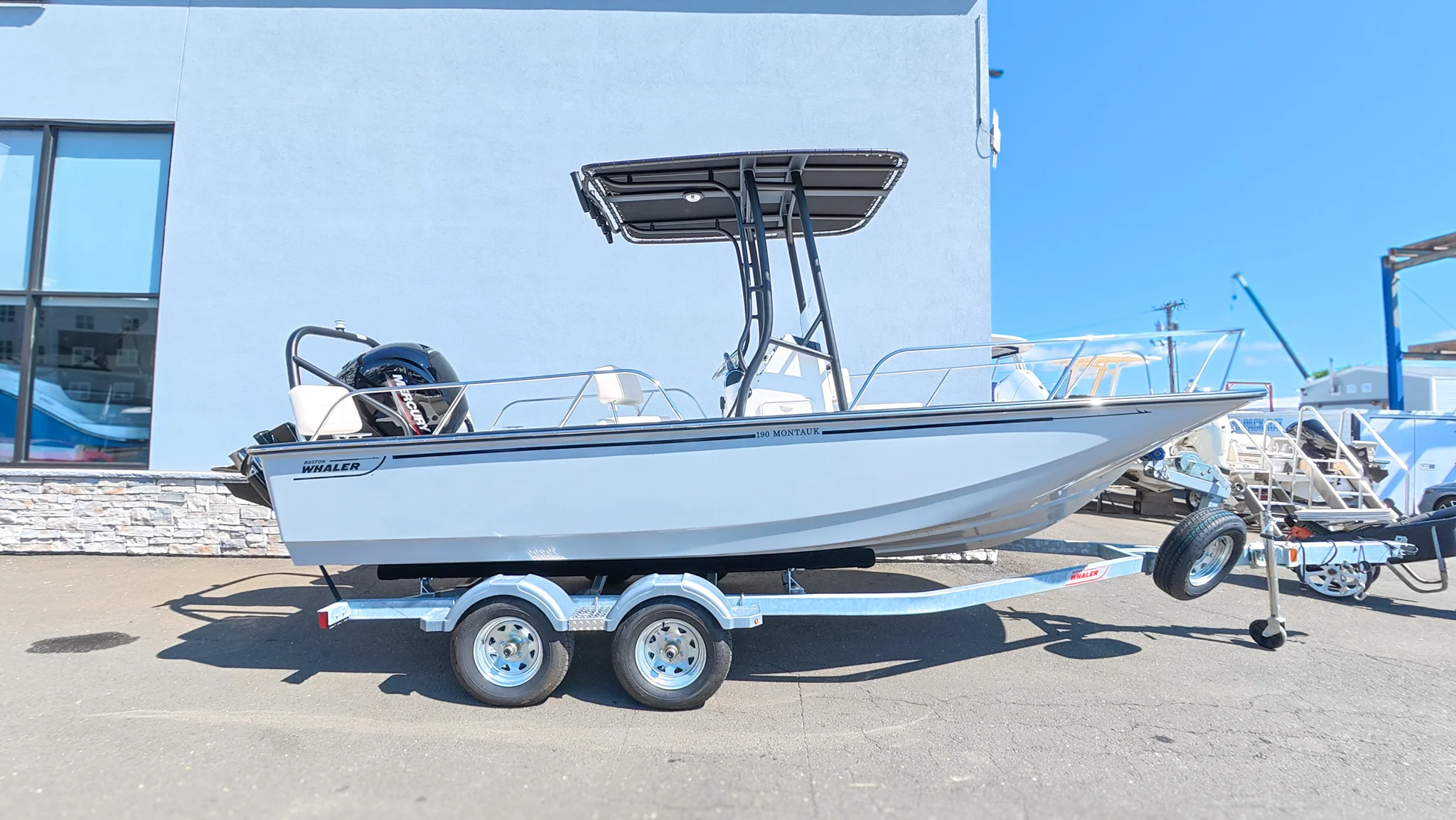 2026 Boston Whaler 190 Montauk Image Thumbnail #1