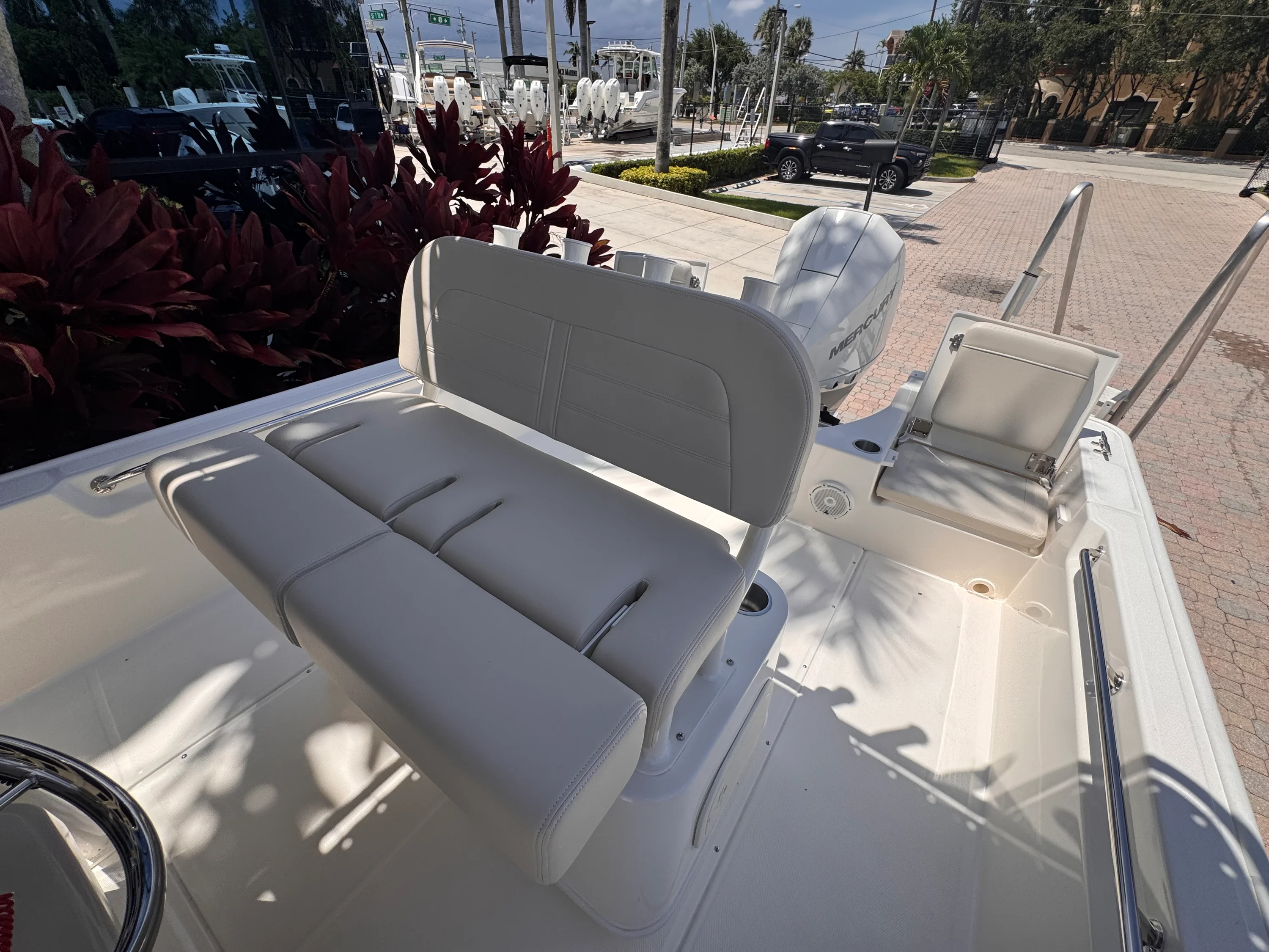 2026 Boston Whaler 210 Montauk Image Thumbnail #18