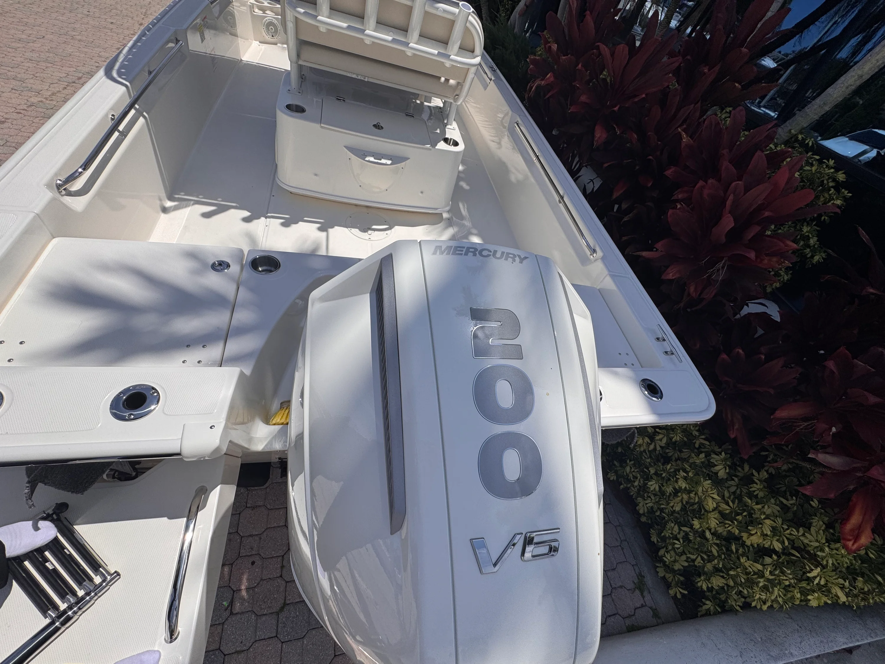 2026 Boston Whaler 210 Montauk Image Thumbnail #12