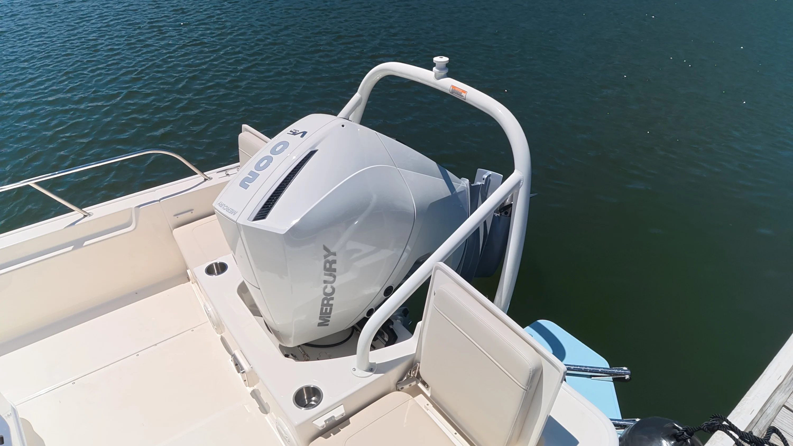 2026 Boston Whaler 210 Montauk Image Thumbnail #5