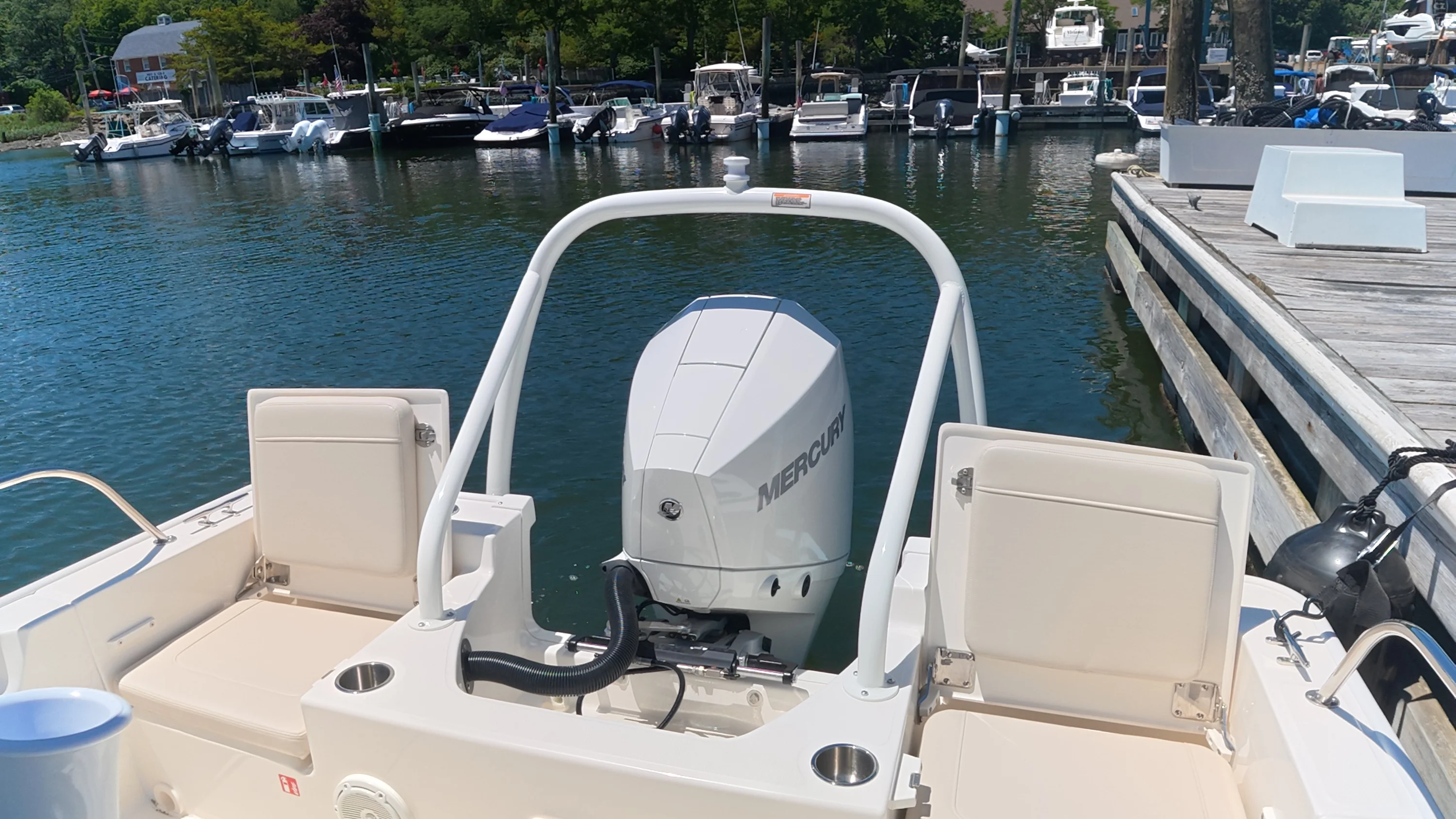 2026 Boston Whaler 210 Montauk Image Thumbnail #7