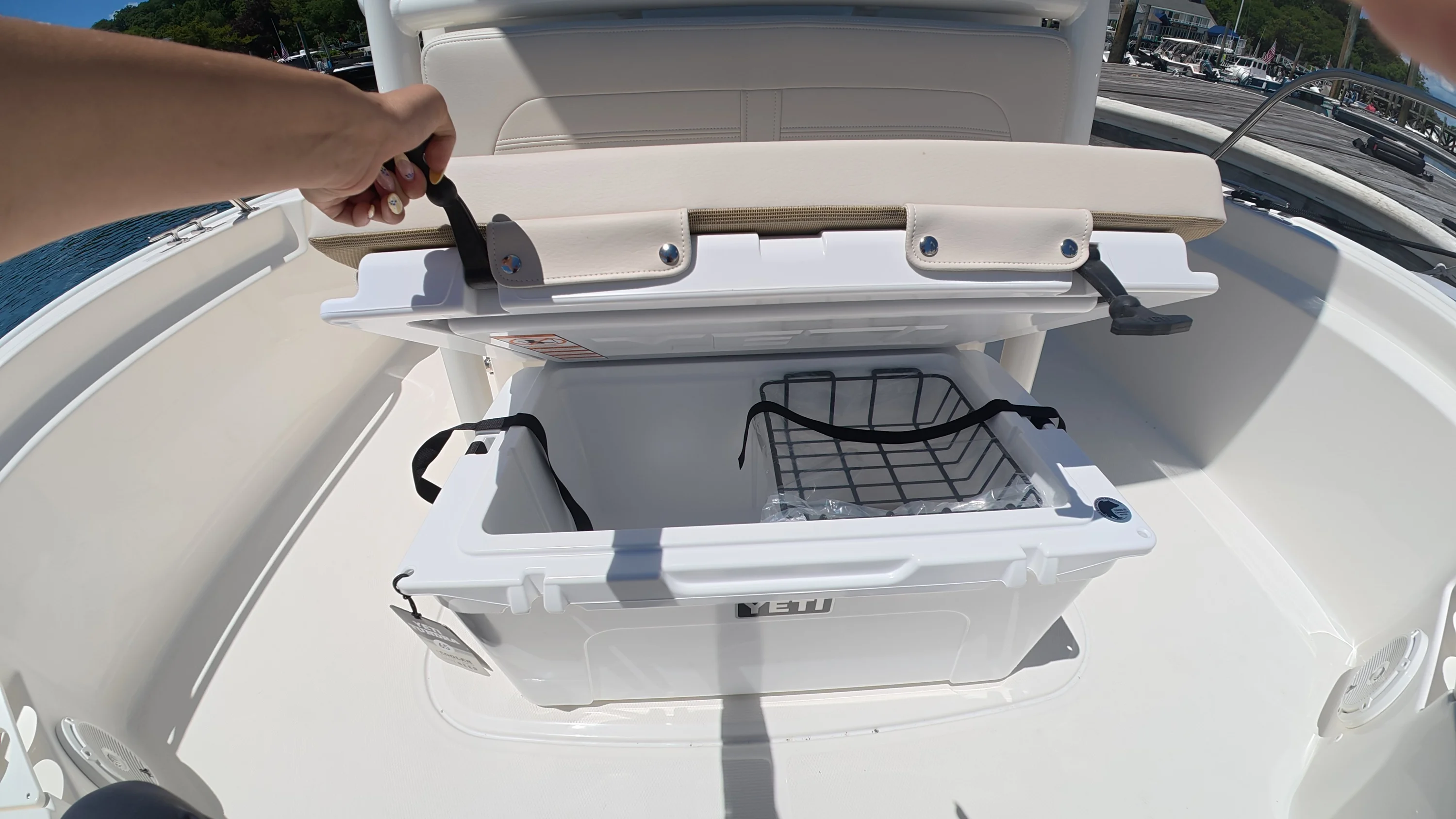 2026 Boston Whaler 210 Montauk Image Thumbnail #22