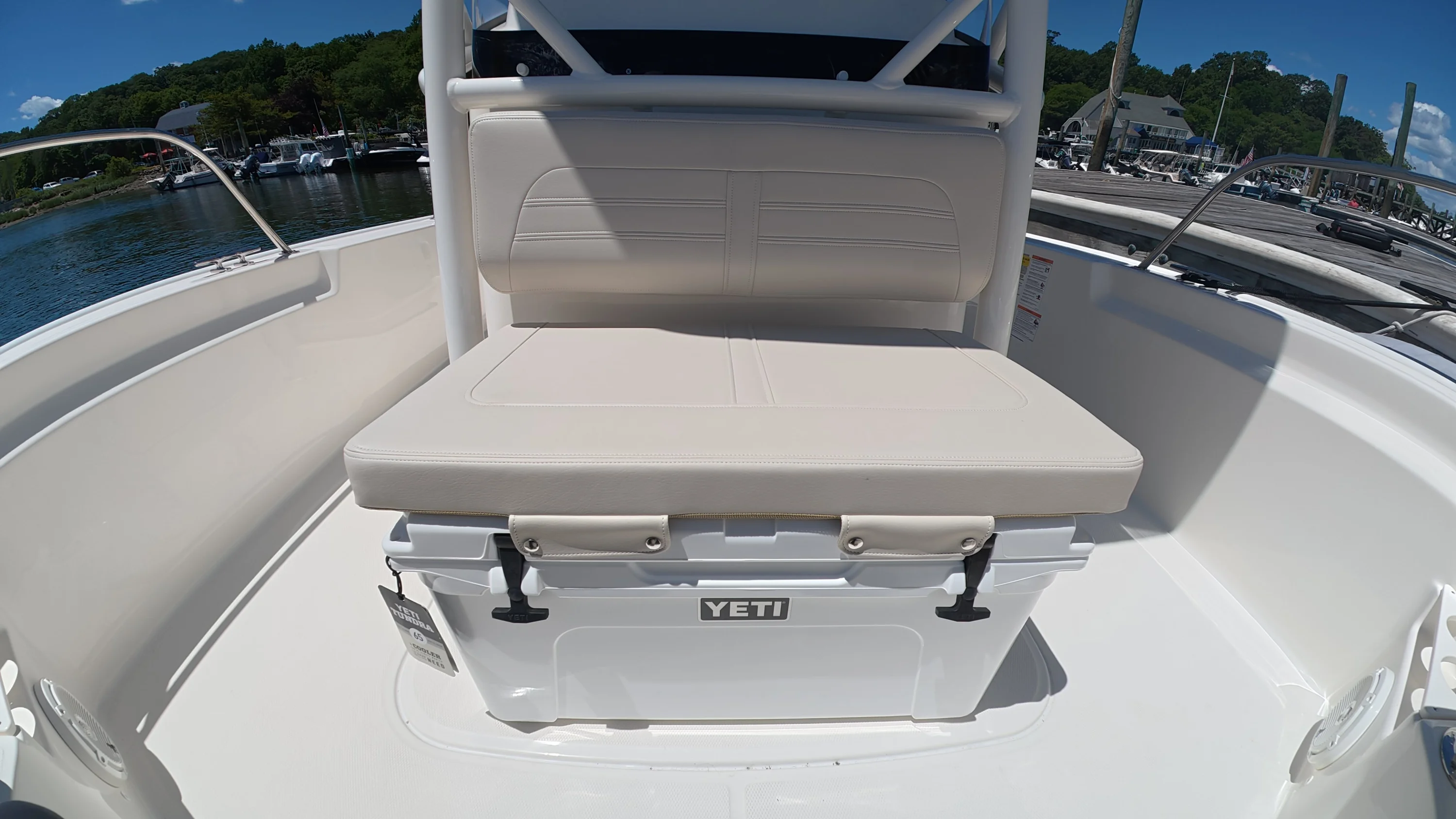 2026 Boston Whaler 210 Montauk Image Thumbnail #23