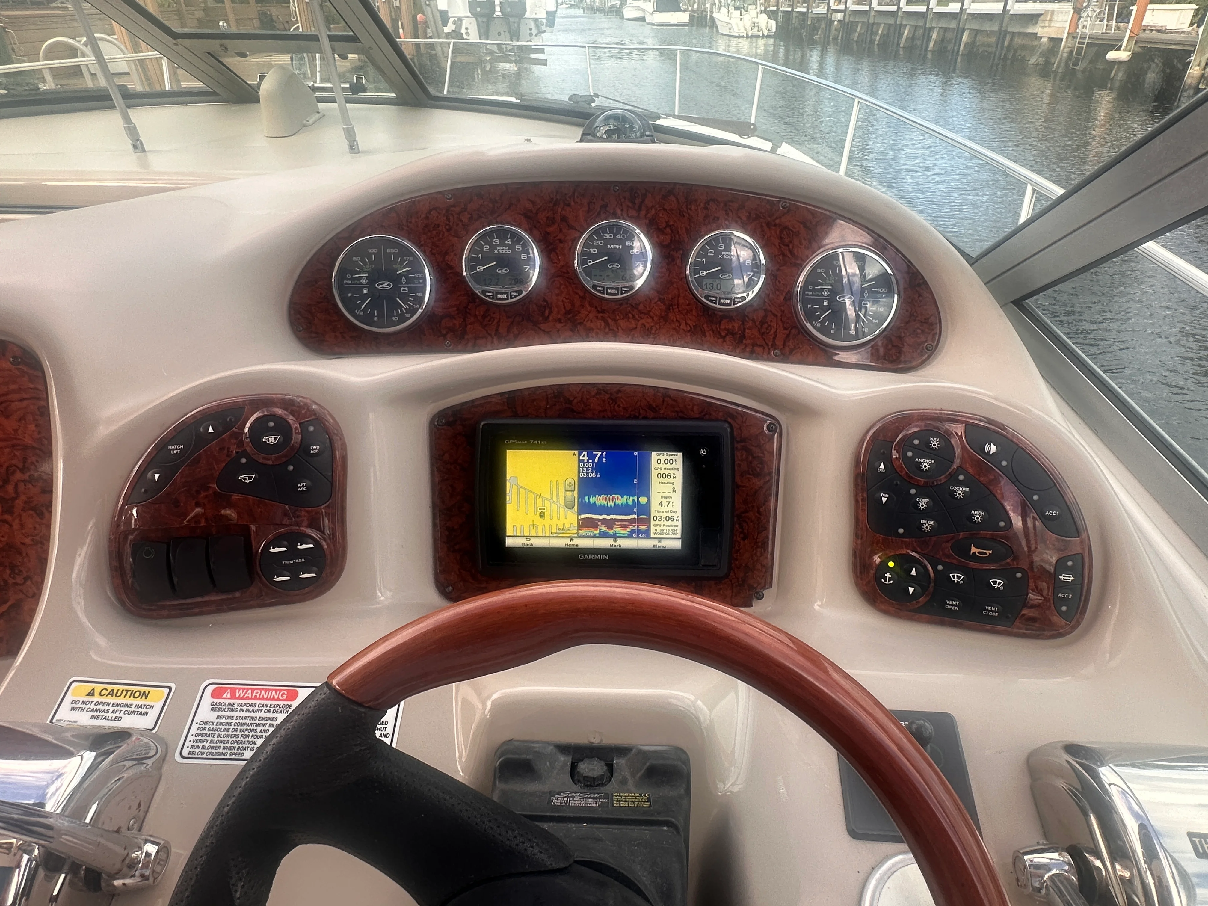 2006 Sea Ray 320 Sundancer Image Thumbnail #15