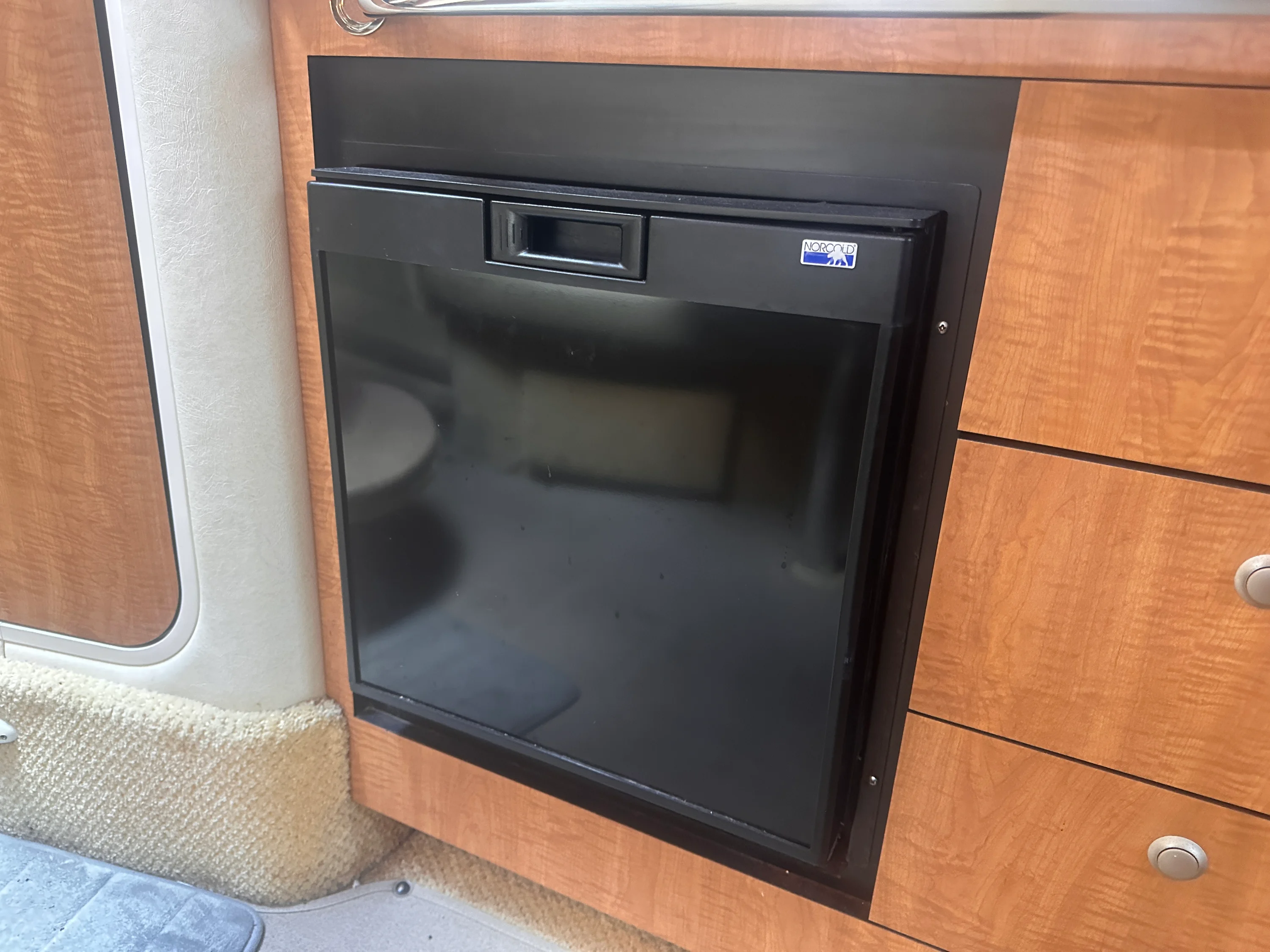 2006 Sea Ray 320 Sundancer Image Thumbnail #10