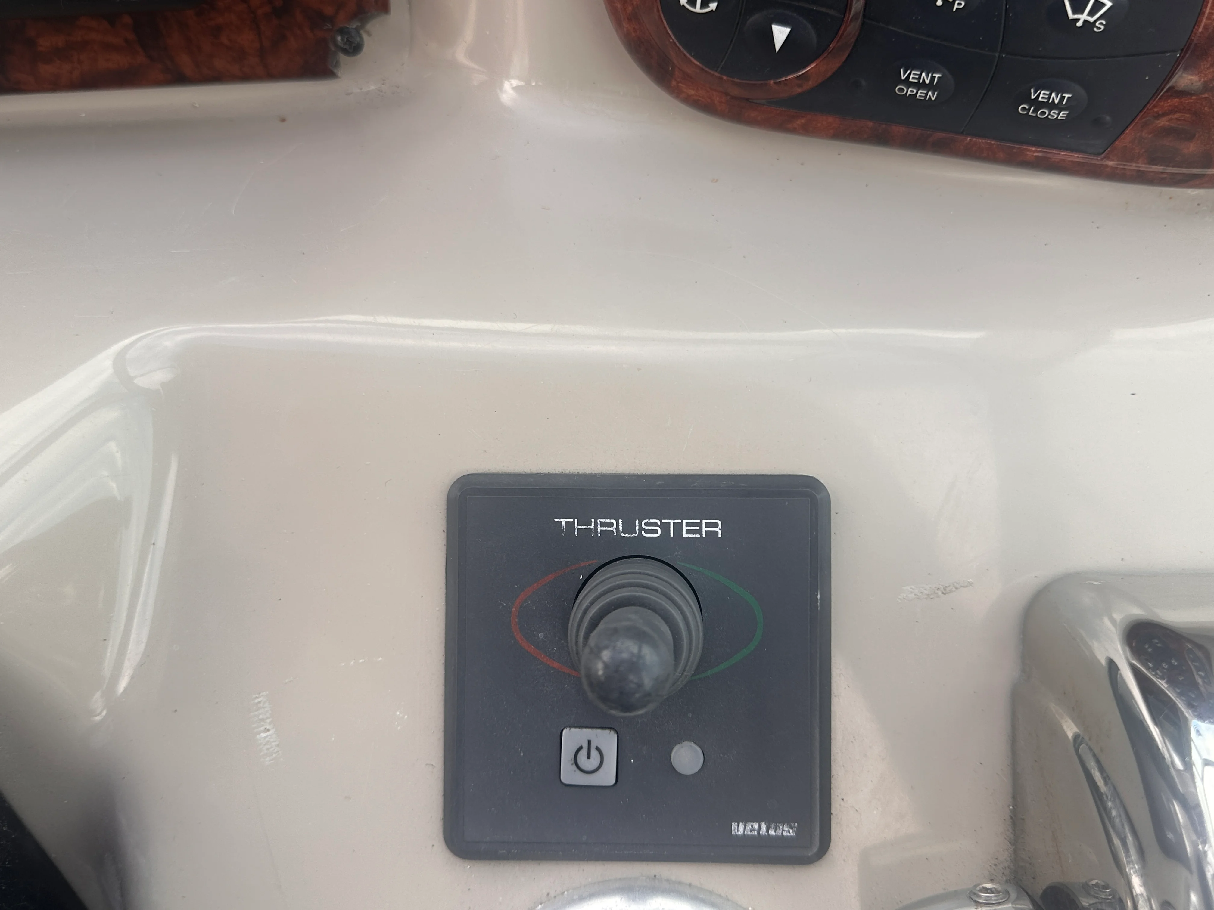 2006 Sea Ray 320 Sundancer Image Thumbnail #18