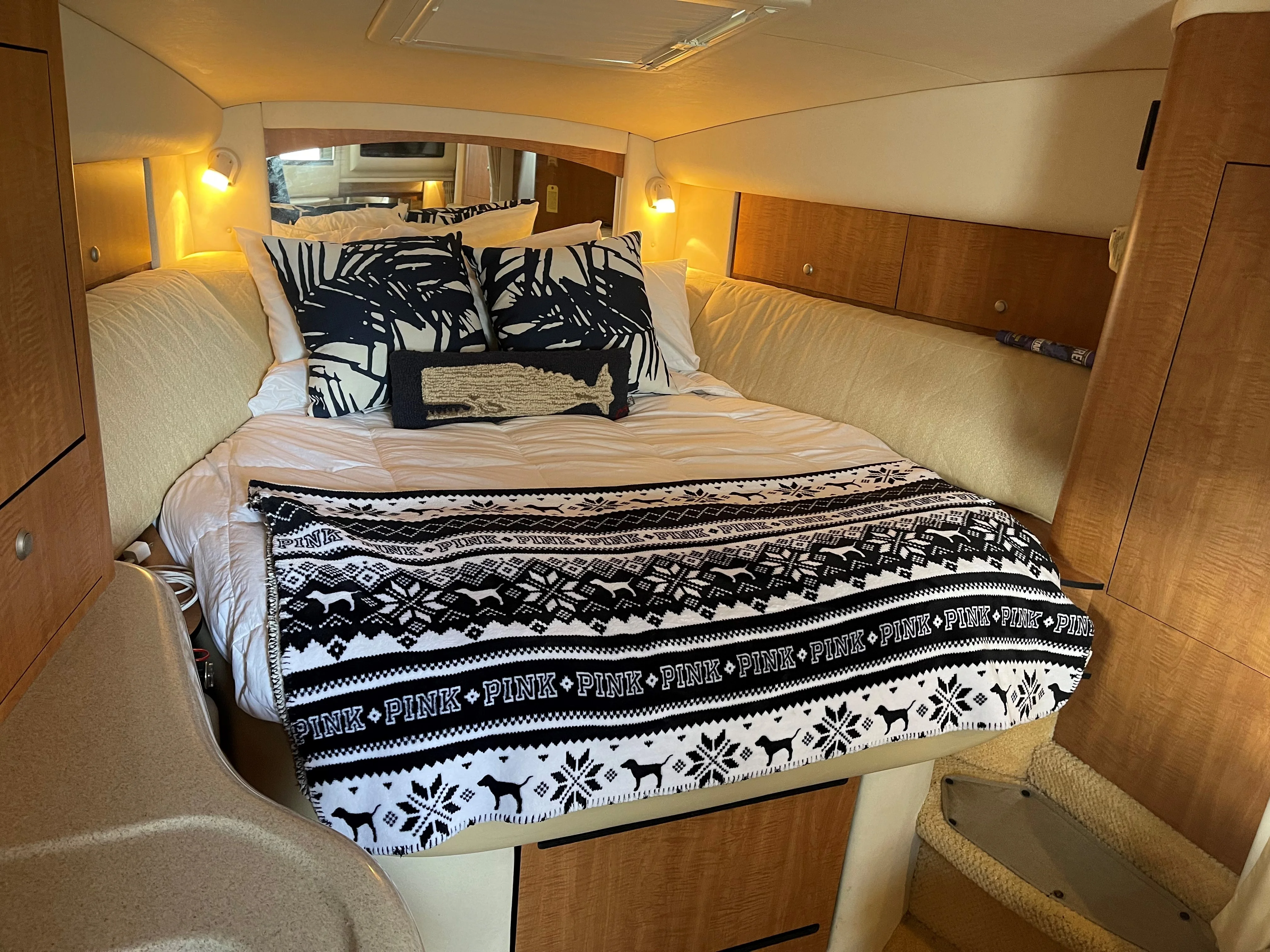 2006 Sea Ray 320 Sundancer Image Thumbnail #6