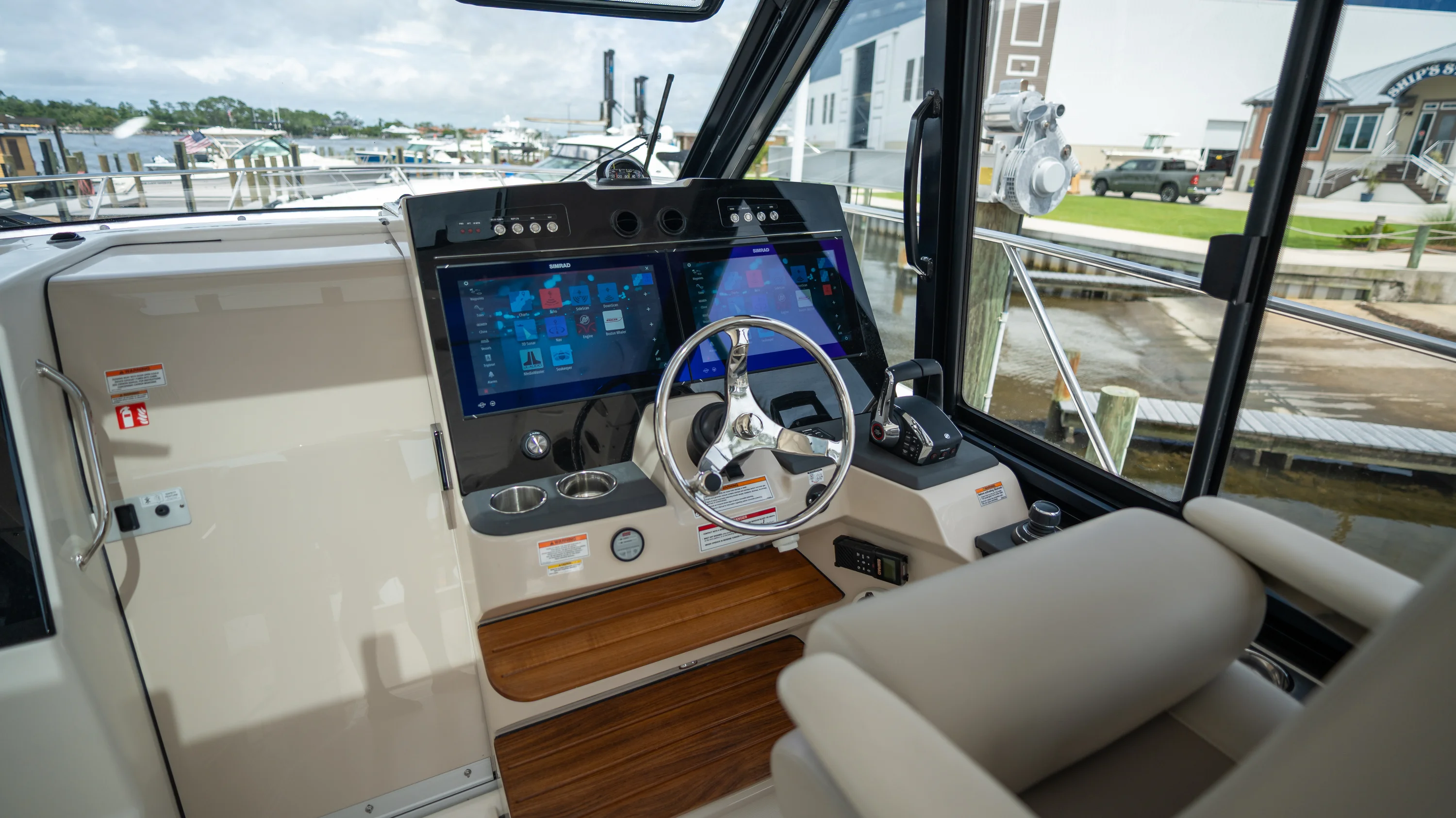 2026 Boston Whaler 365 Conquest Image Thumbnail #12