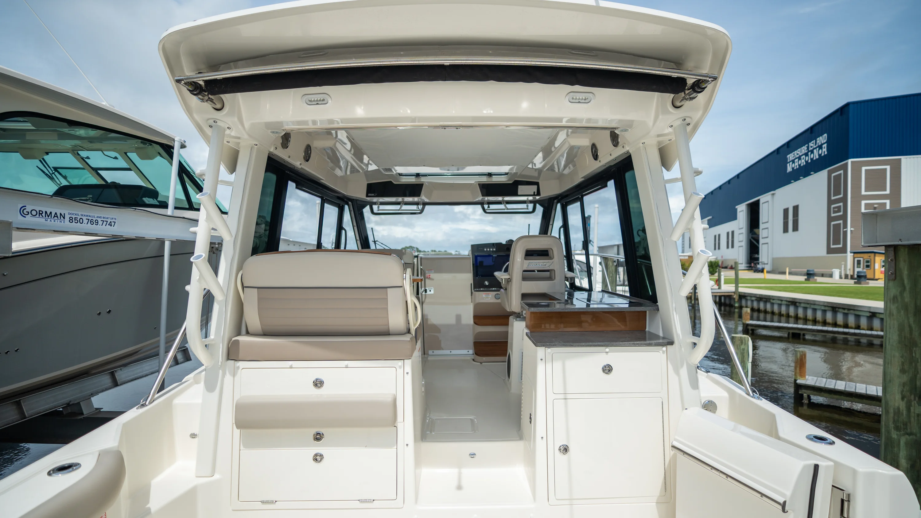 2026 Boston Whaler 365 Conquest Image Thumbnail #34