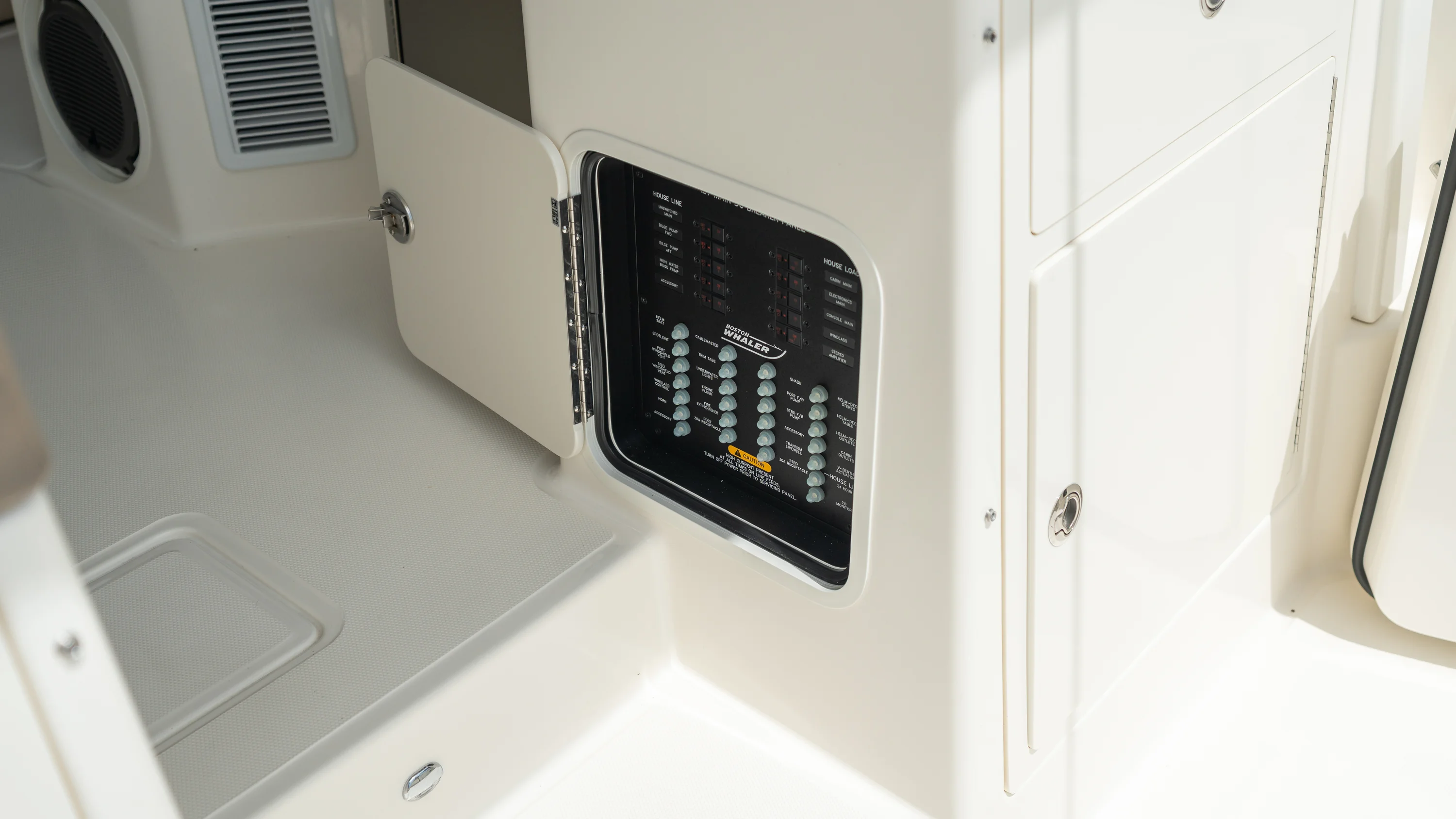 2026 Boston Whaler 365 Conquest Image Thumbnail #33