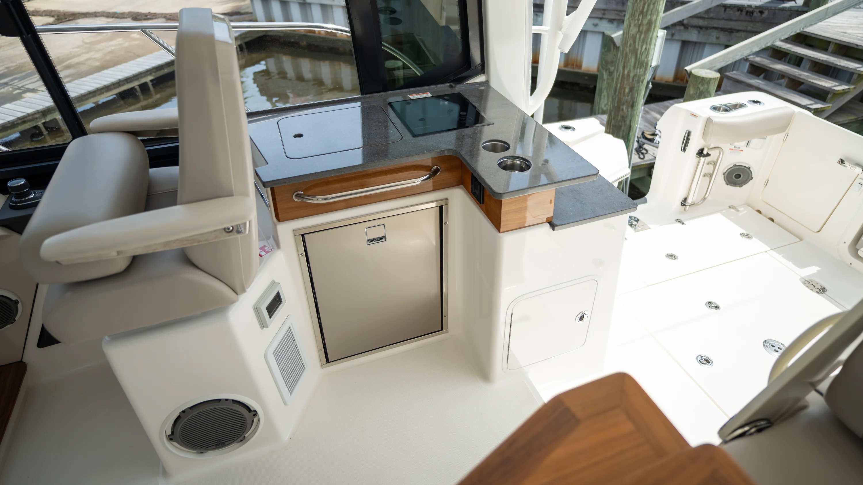 2026 Boston Whaler 365 Conquest Image Thumbnail #31