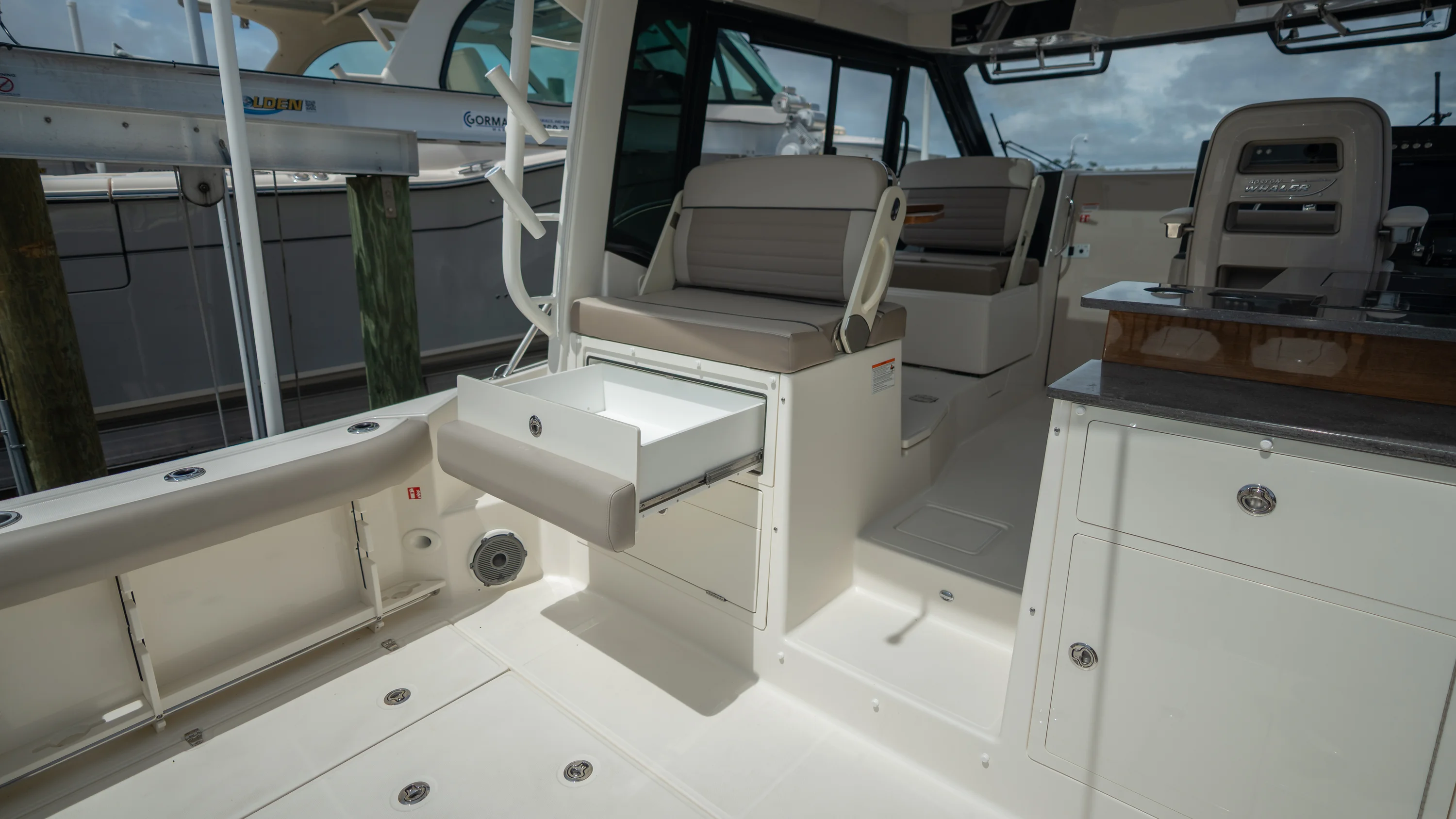 2026 Boston Whaler 365 Conquest Image Thumbnail #38