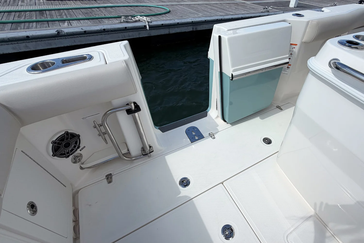 2026 Boston Whaler 280 Outrage Image Thumbnail #5