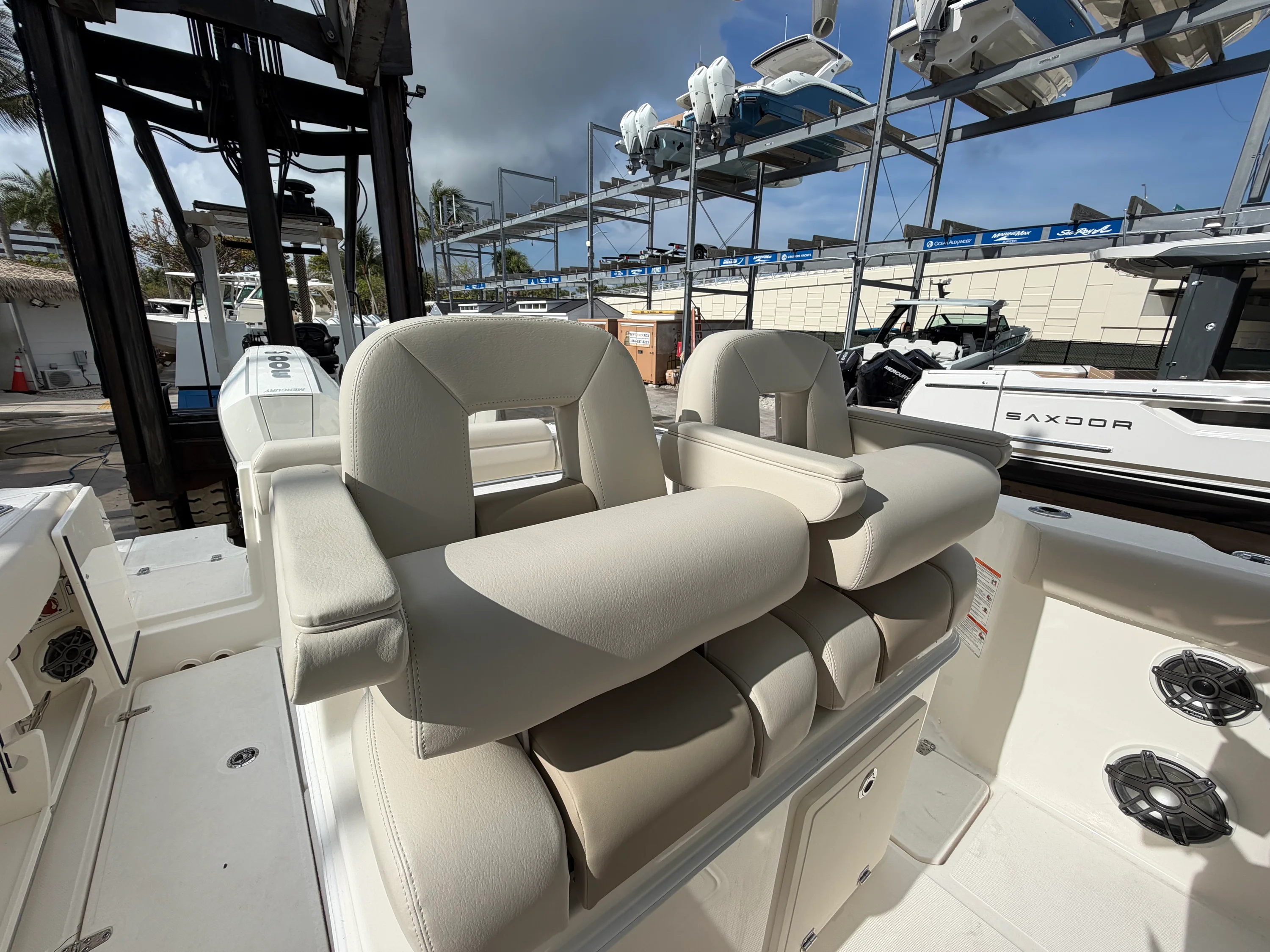 2026 Boston Whaler 280 Outrage Image Thumbnail #7