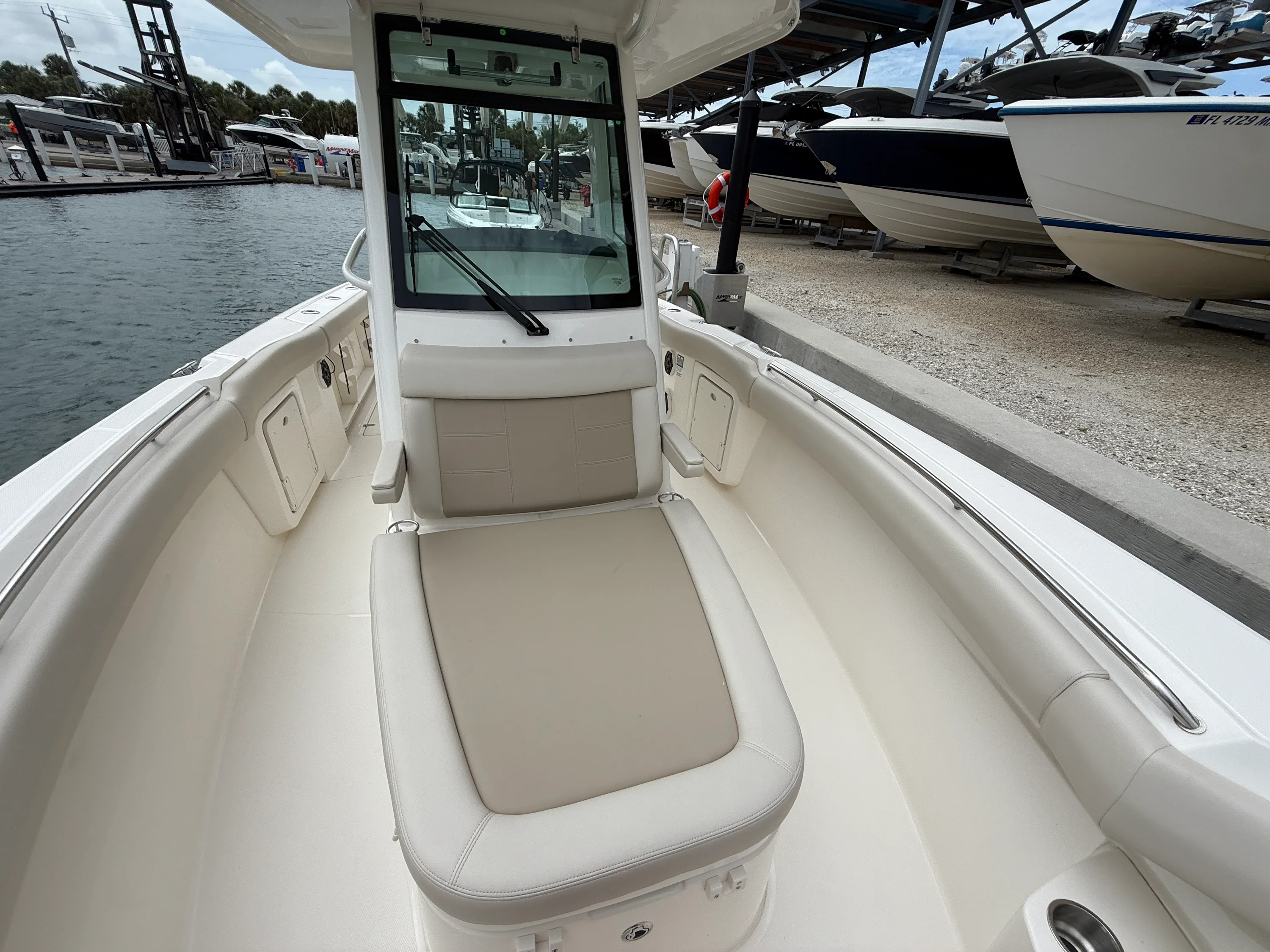 2026 Boston Whaler 280 Outrage Image Thumbnail #8