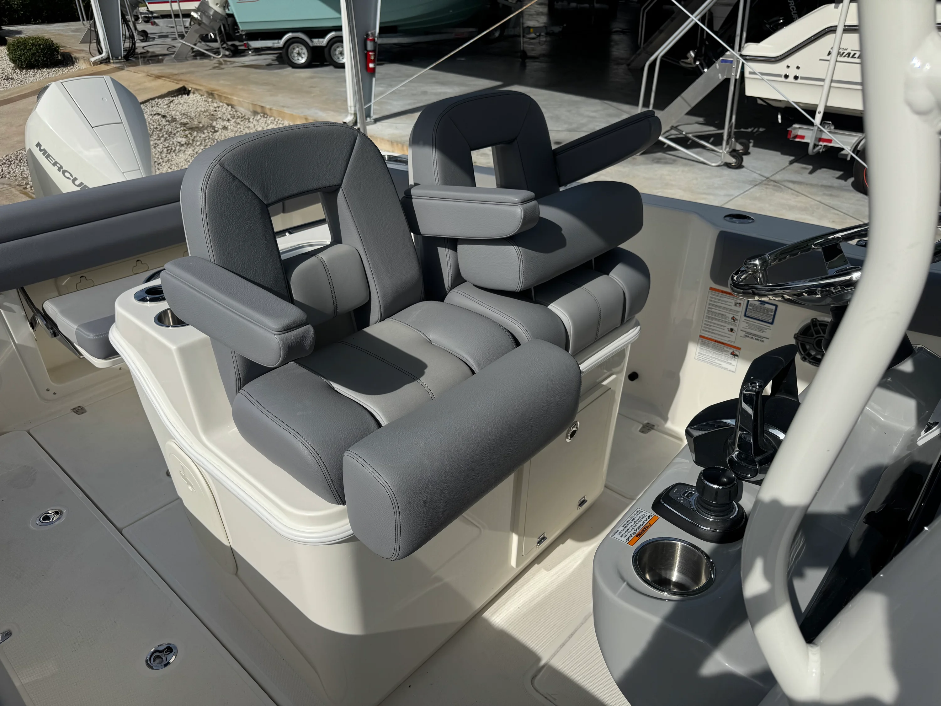 2026 Boston Whaler 280 Outrage Image Thumbnail #11
