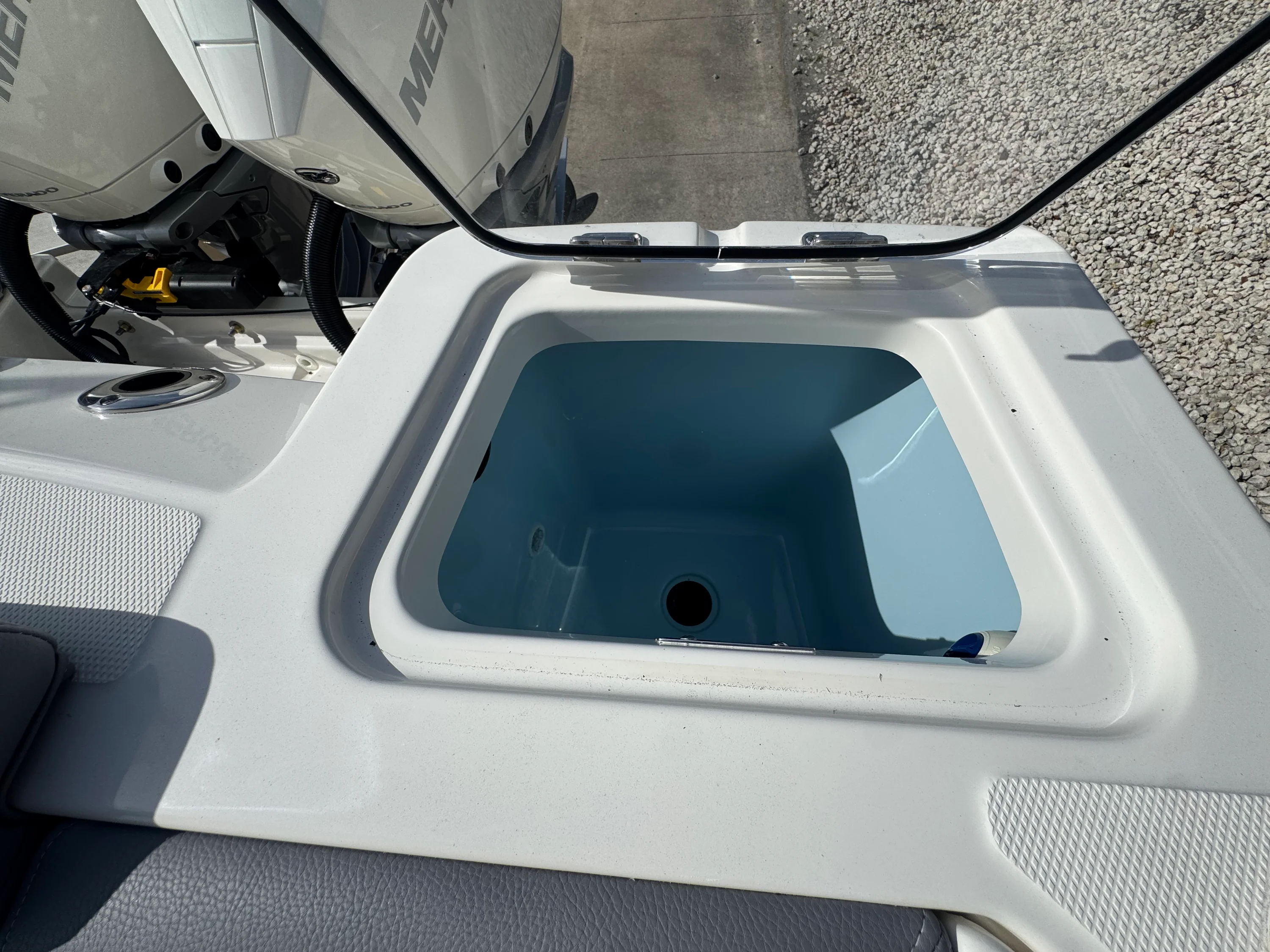 2026 Boston Whaler 280 Outrage Image Thumbnail #9
