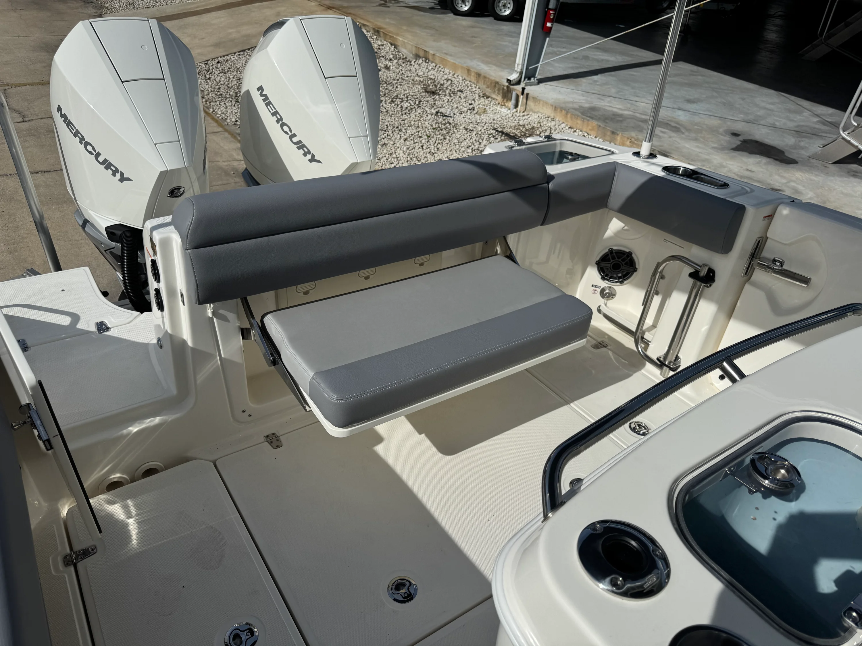 2026 Boston Whaler 280 Outrage Image Thumbnail #7