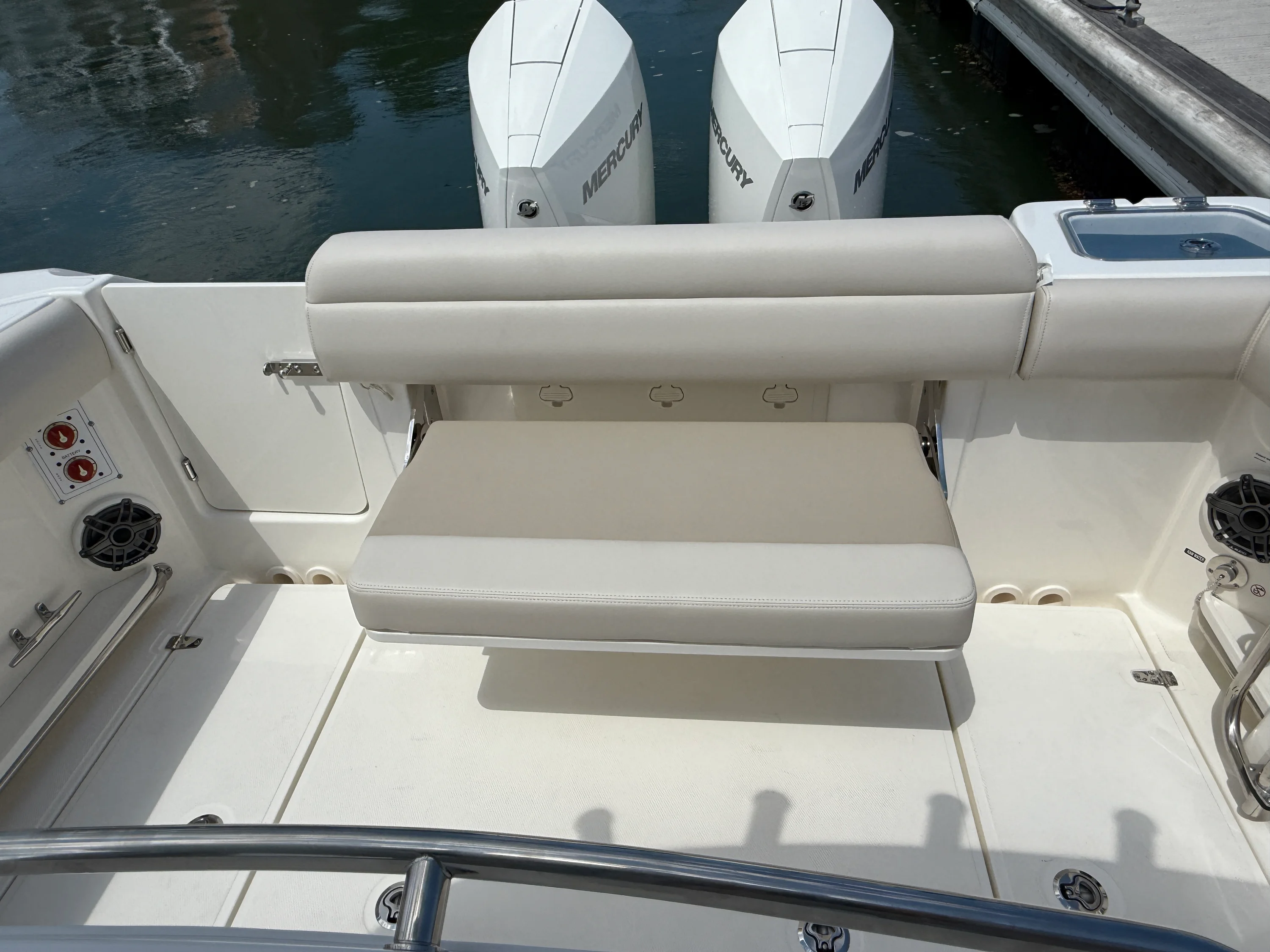 2026 Boston Whaler 280 Outrage Image Thumbnail #10
